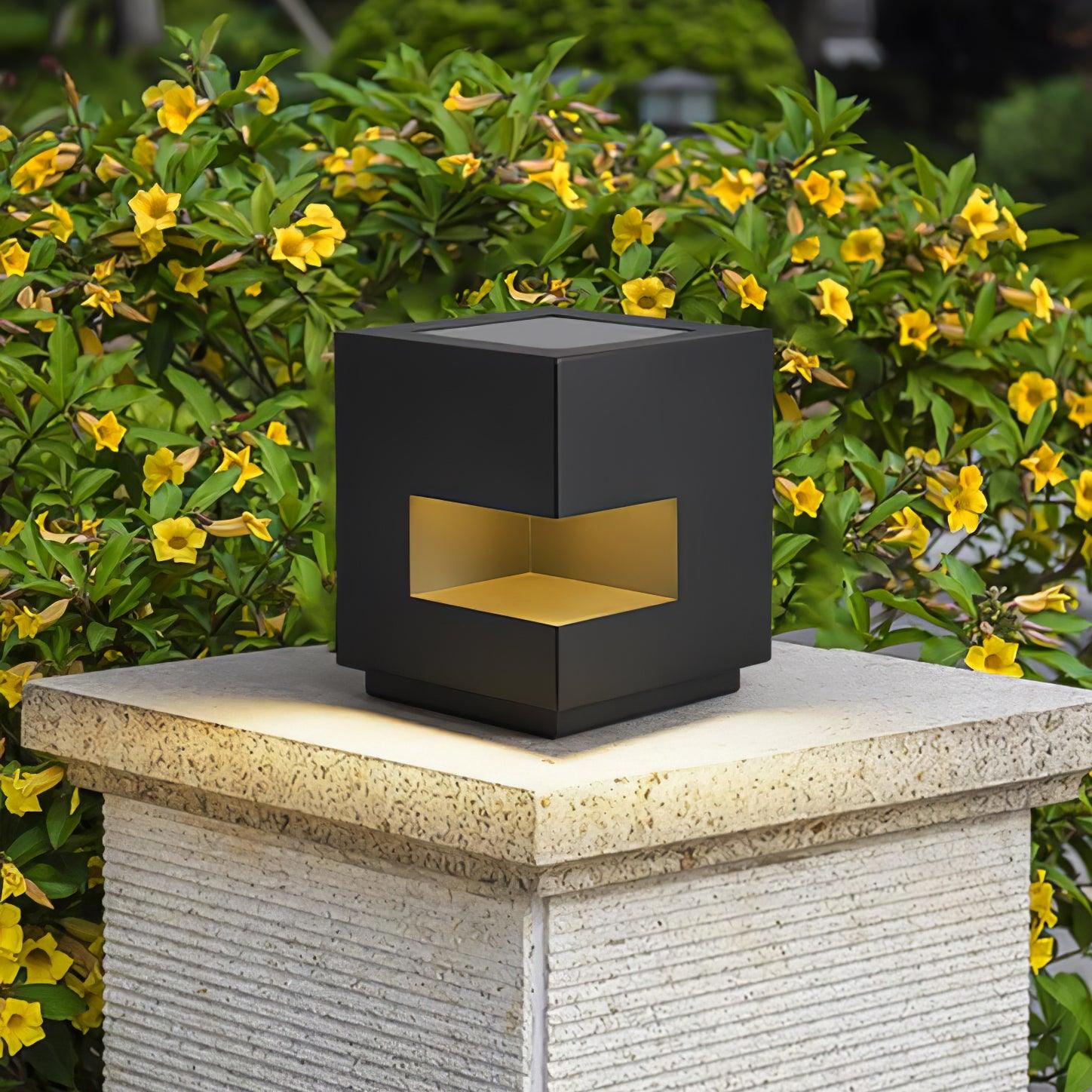 Regular Cube Solar Power Post Light - Lumpaz