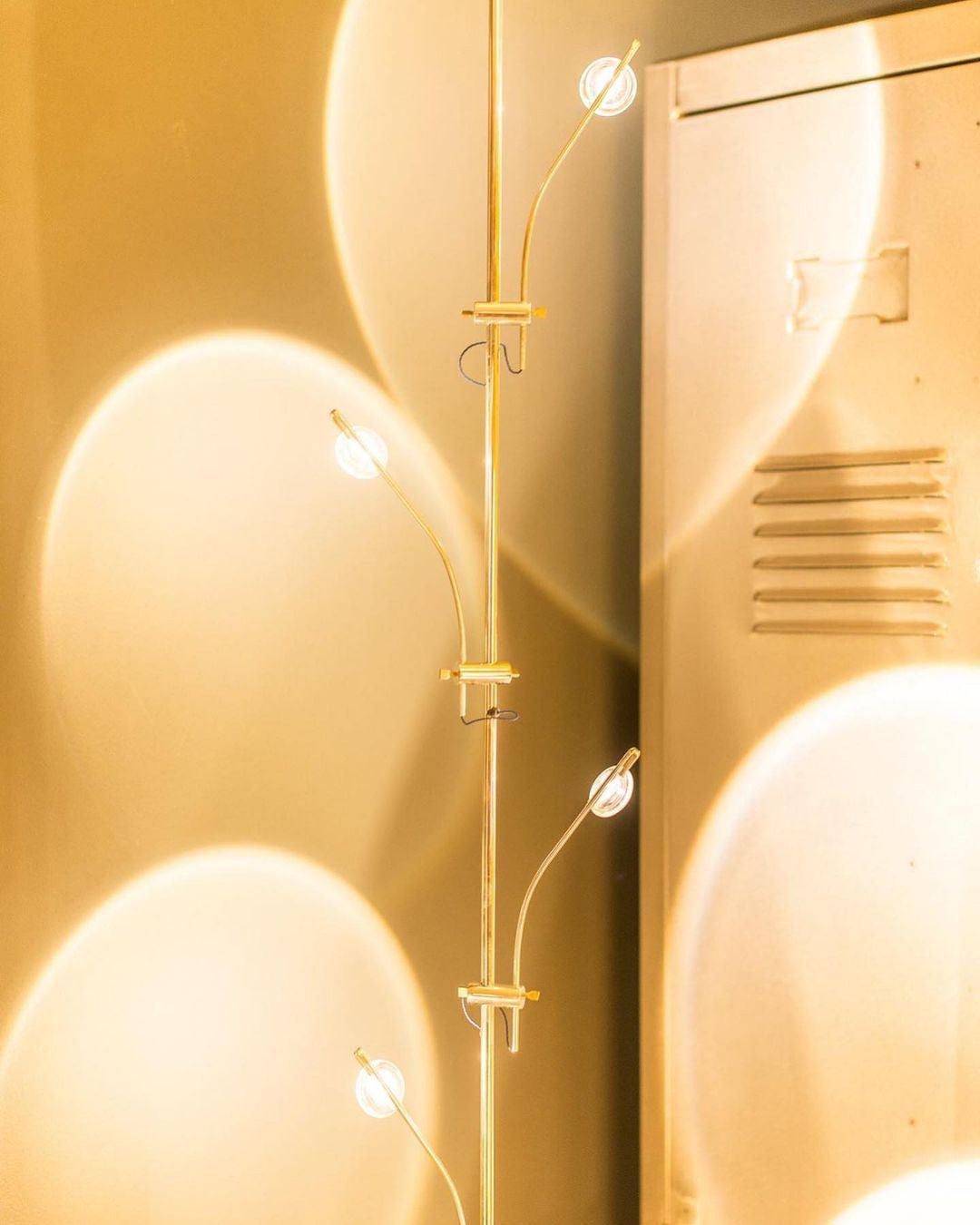 Wa Wa Floor Lamp - Lumpaz
