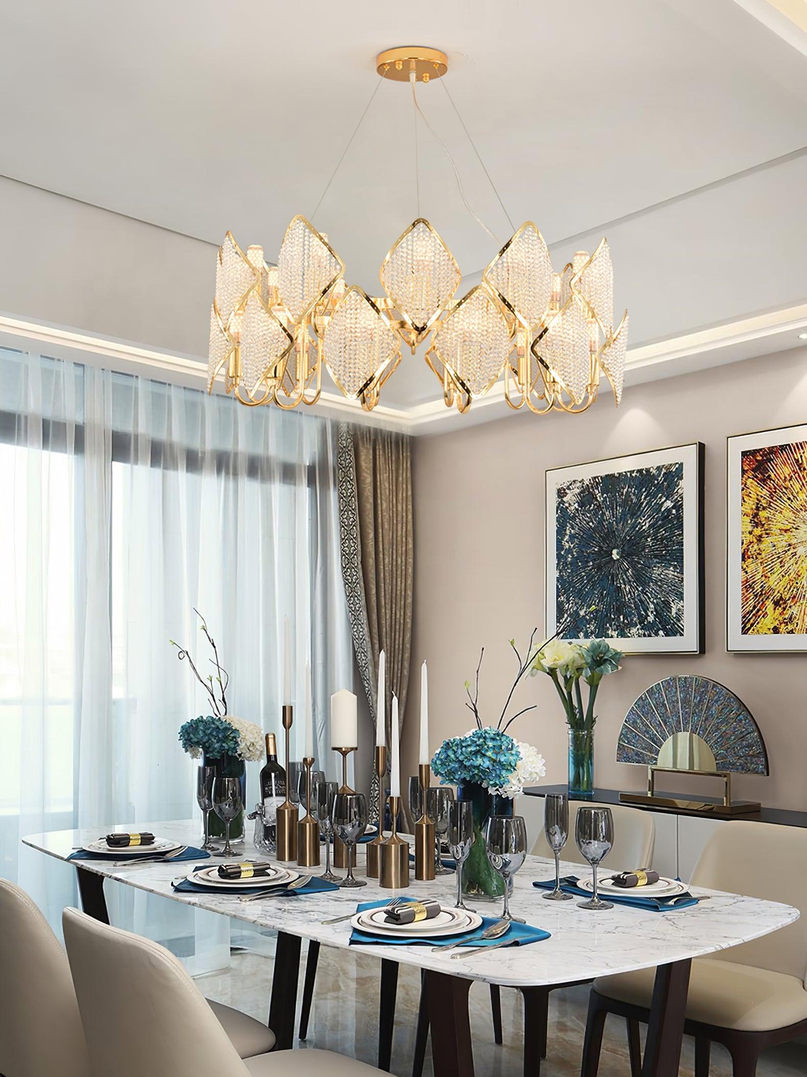 Holly Chandelier - Lumpaz