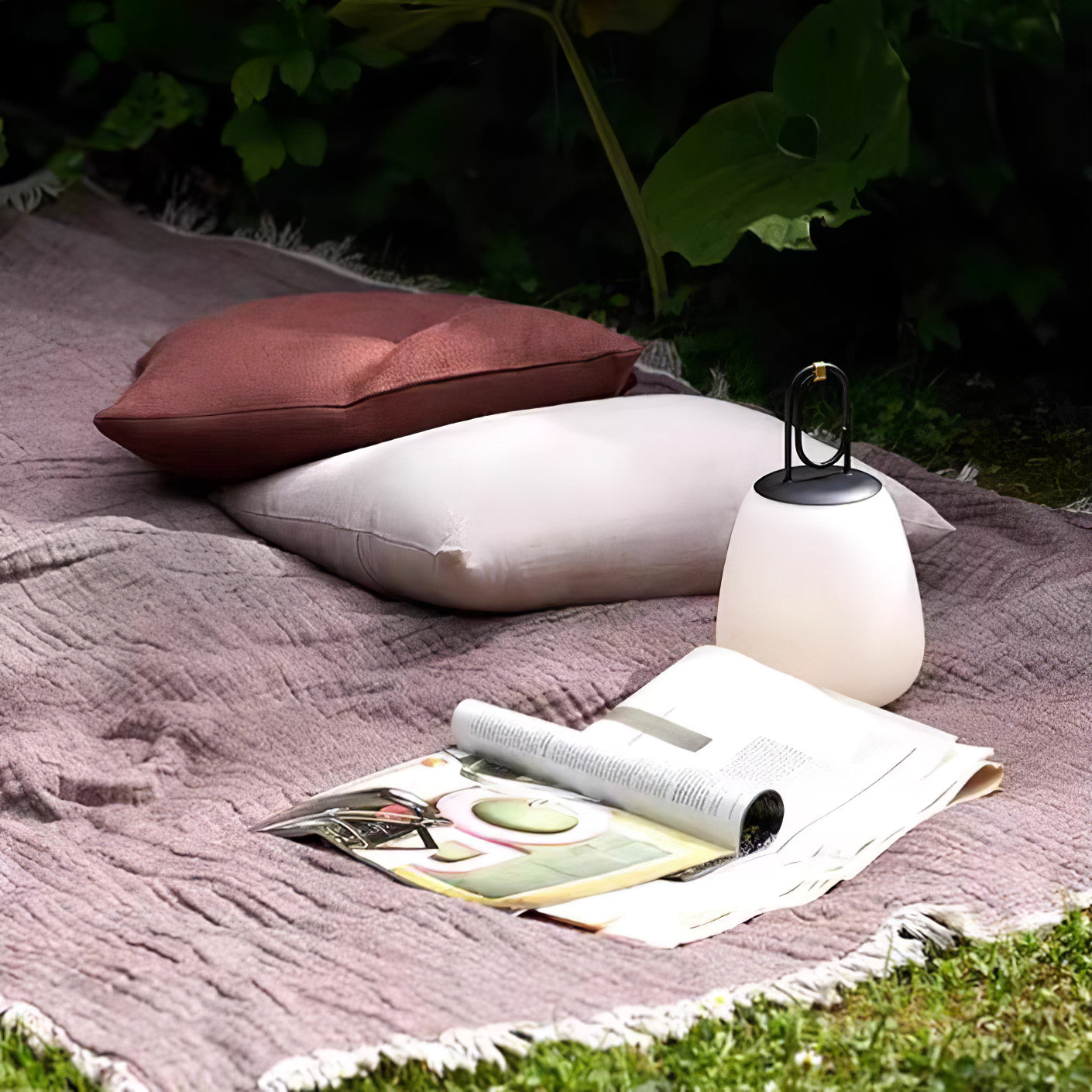 Portable Lantern Built-in Battery Table Lamp - Lumpaz