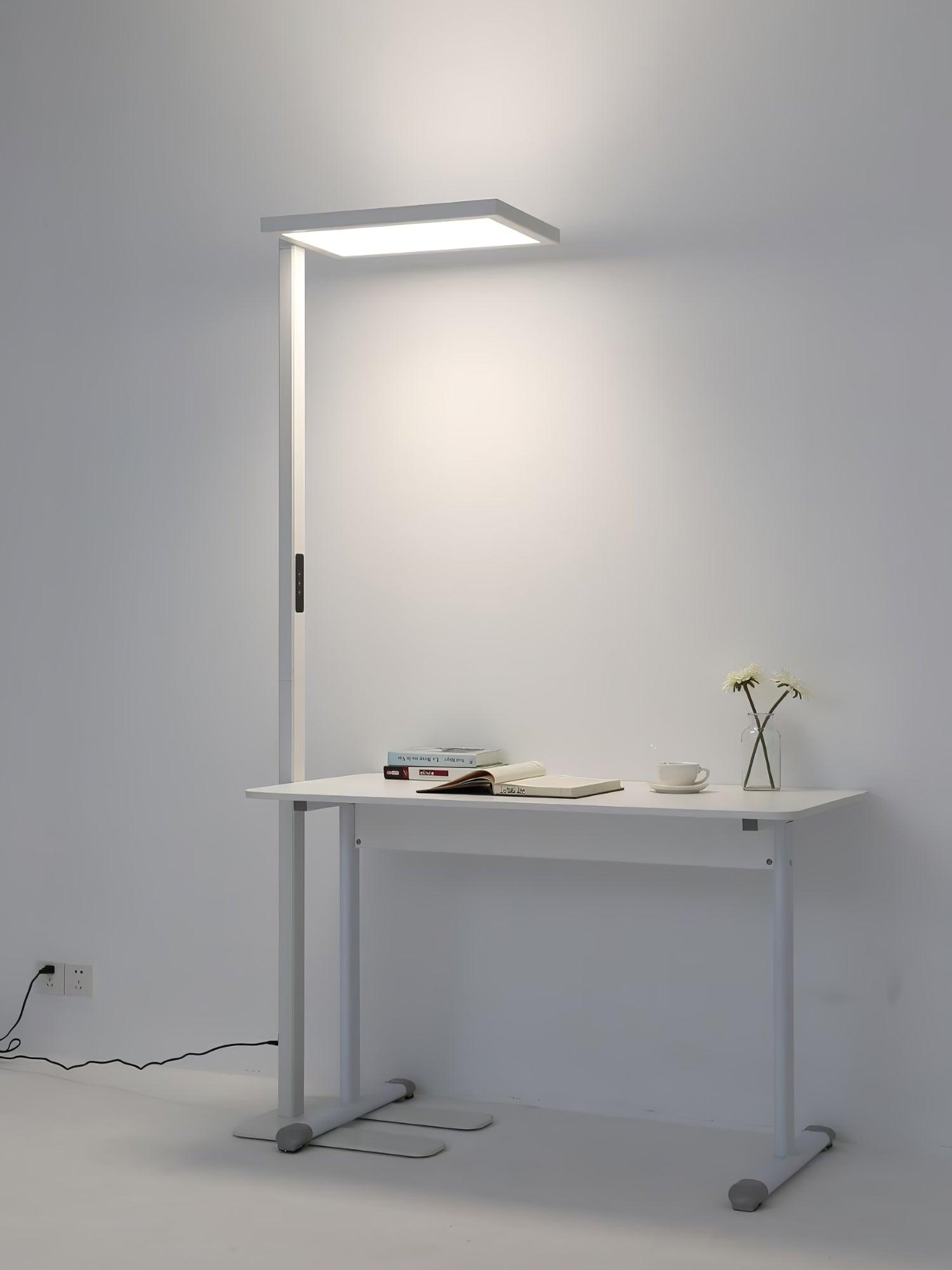 Matthis LED Floor Lamp - Lumpaz