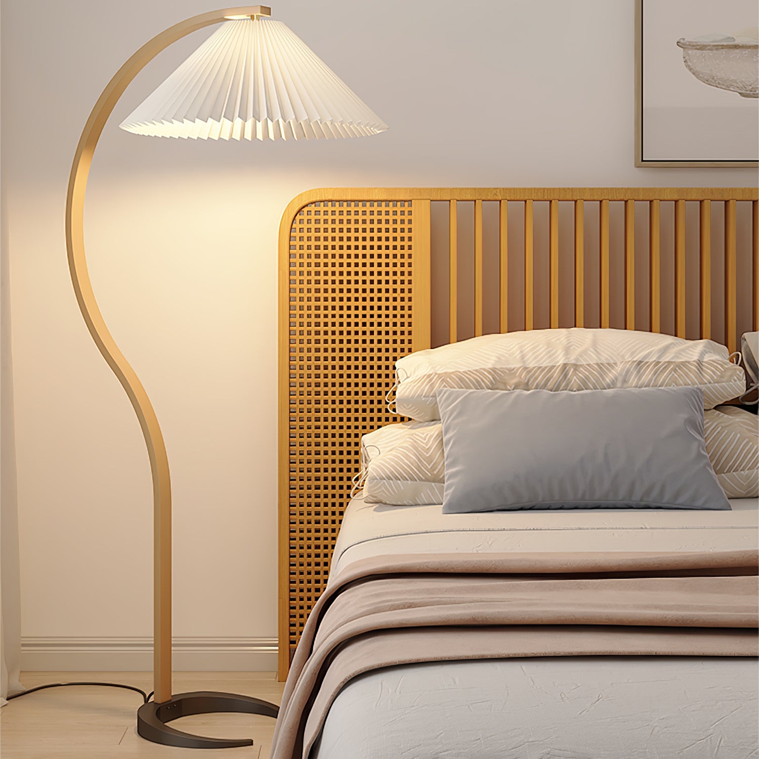 Caprani Floor Lamp - Lumpaz