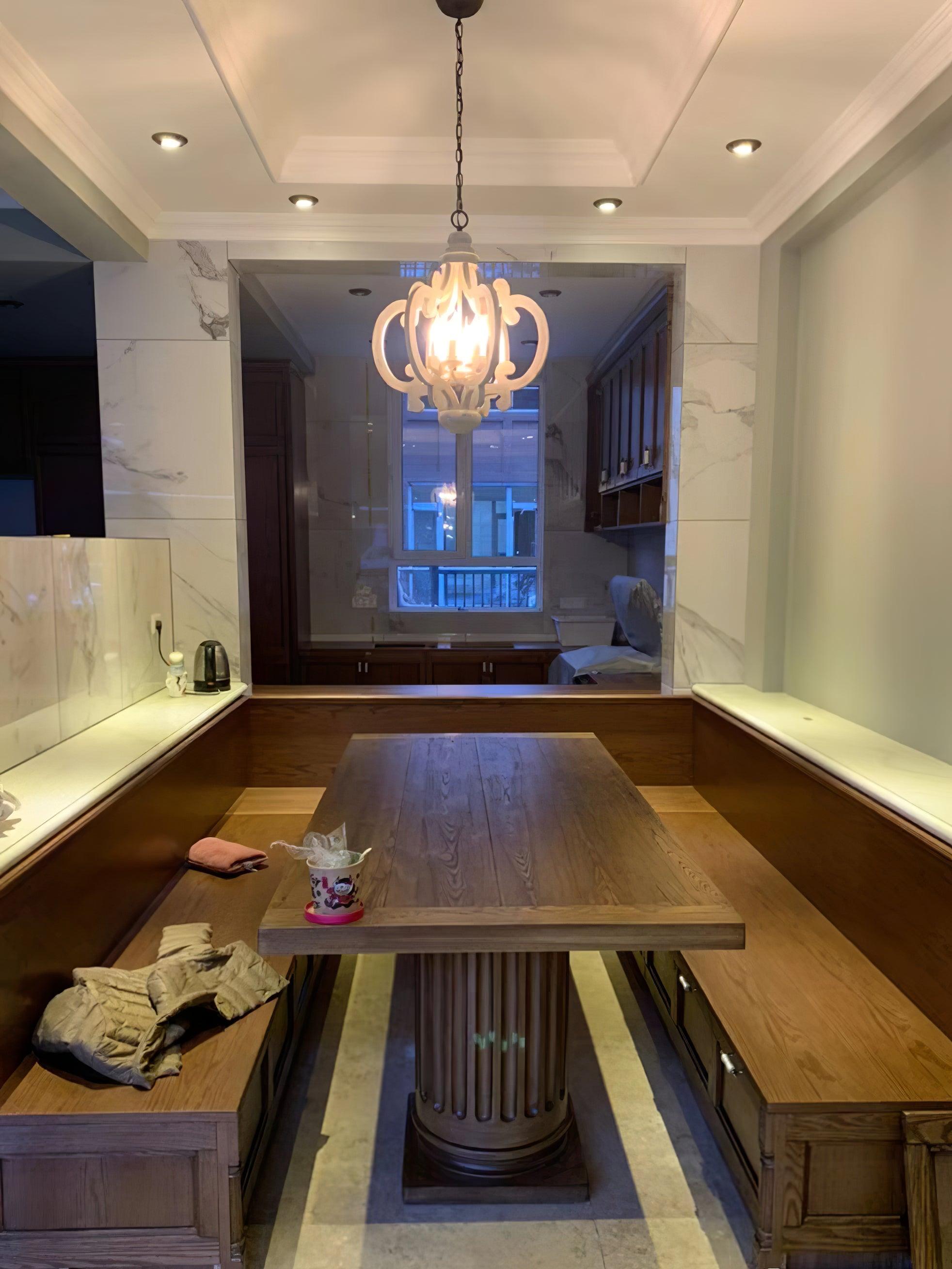 Antique White Style Chandelier - Lumpaz