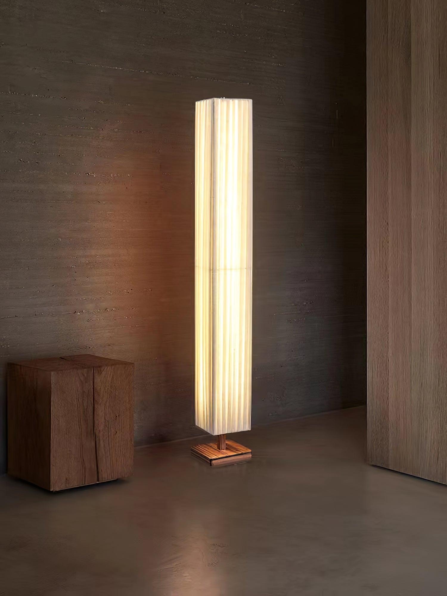 Bailey Floor Lamp - Lumpaz