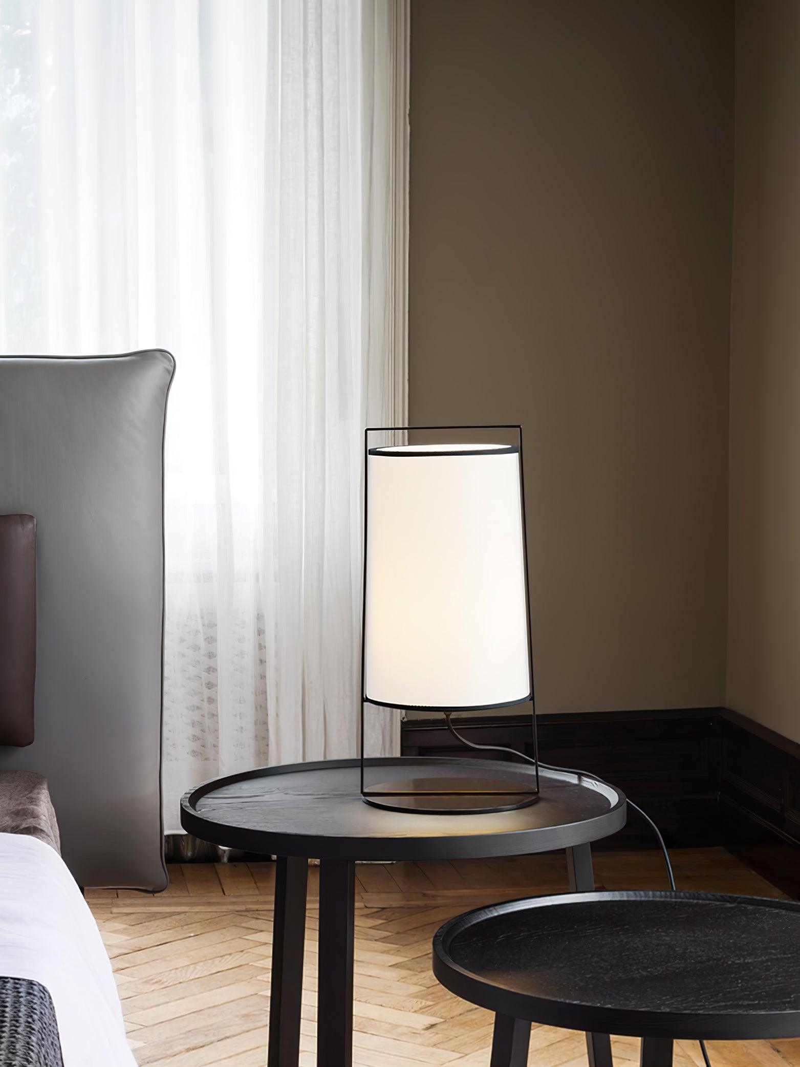 Silhouette Textile Floor Lamp - Lumpaz