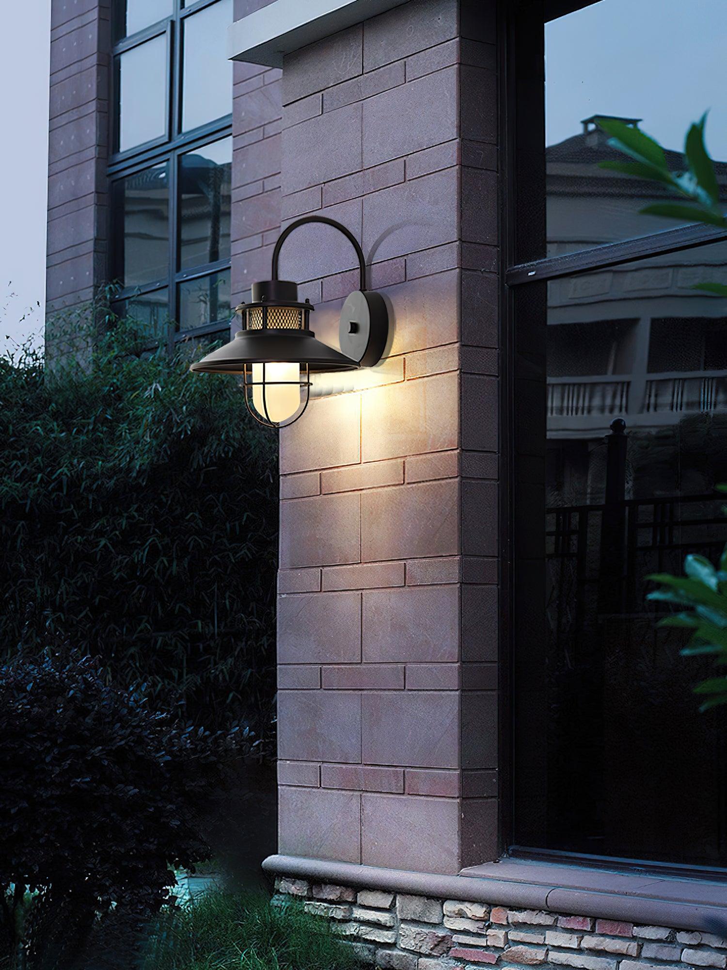 Felix Outdoor Wall Lamp - Lumpaz