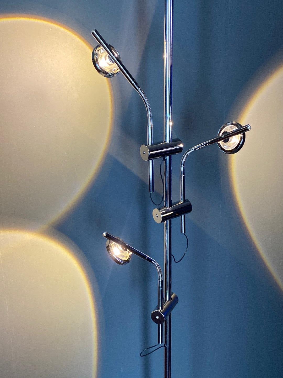 Wa Wa Floor Lamp - Lumpaz