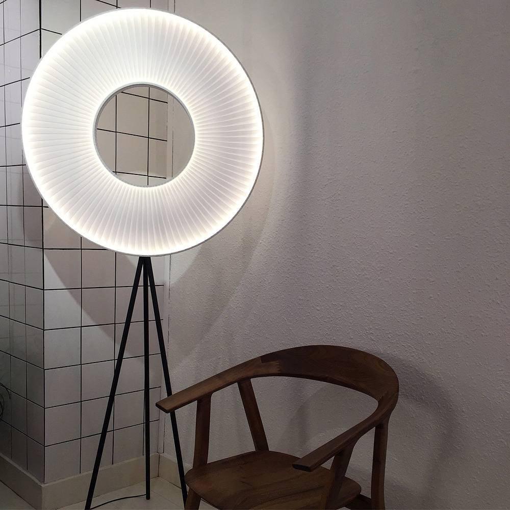 Iris Floor Lamp - Lumpaz