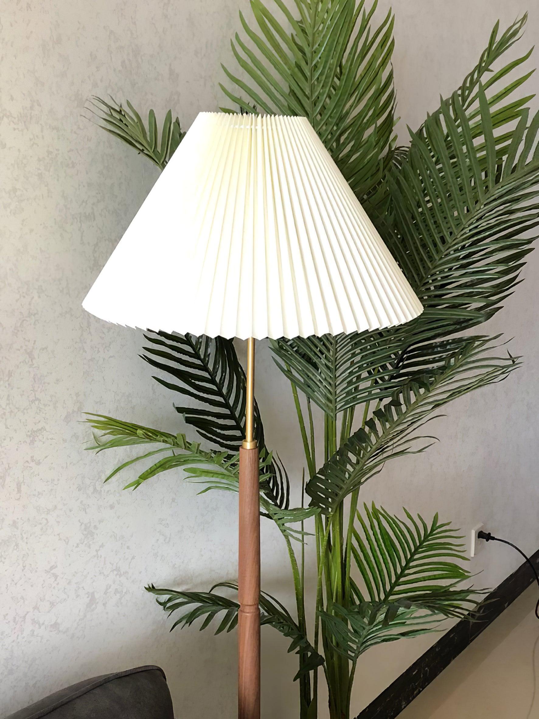 Pleated Floor Lamp - Lumpaz