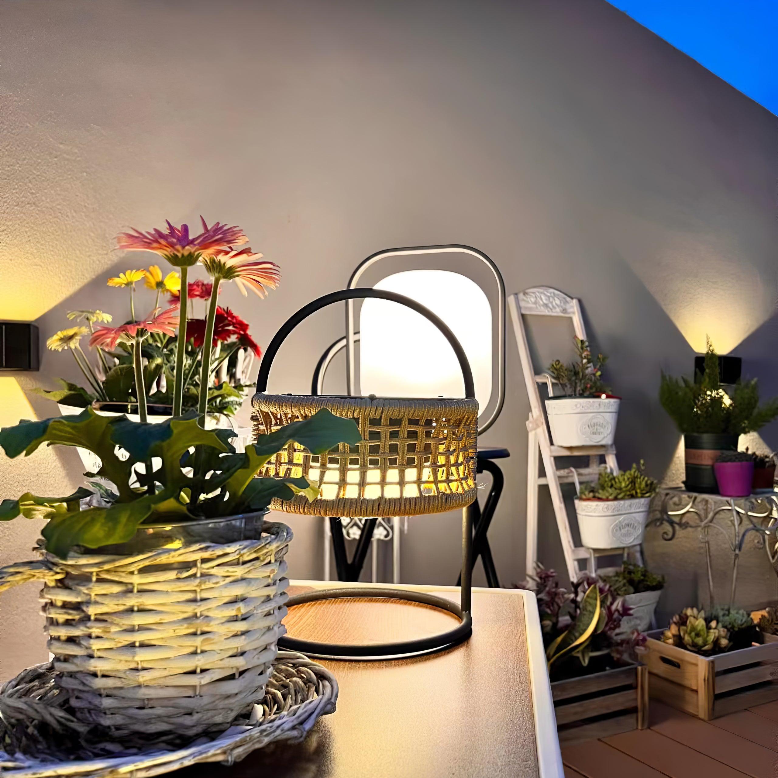 Portable Lantern Outdoor Table Lamp with Solar Panel - Lumpaz