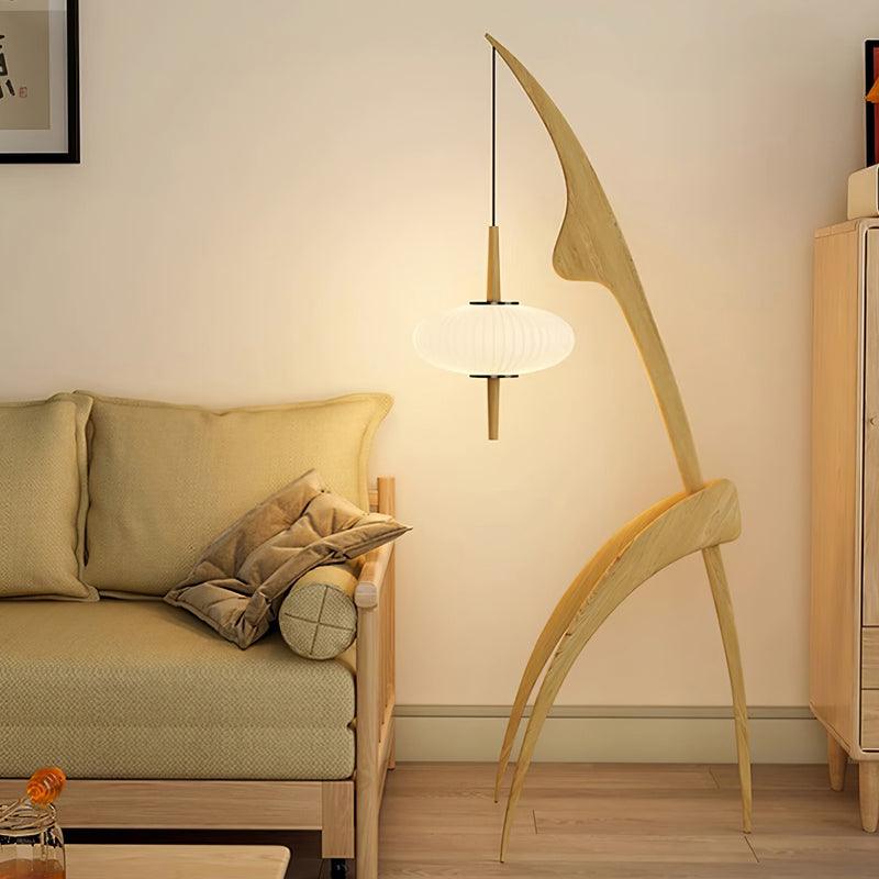 Mantis Wood Floor Lamp - Lumpaz