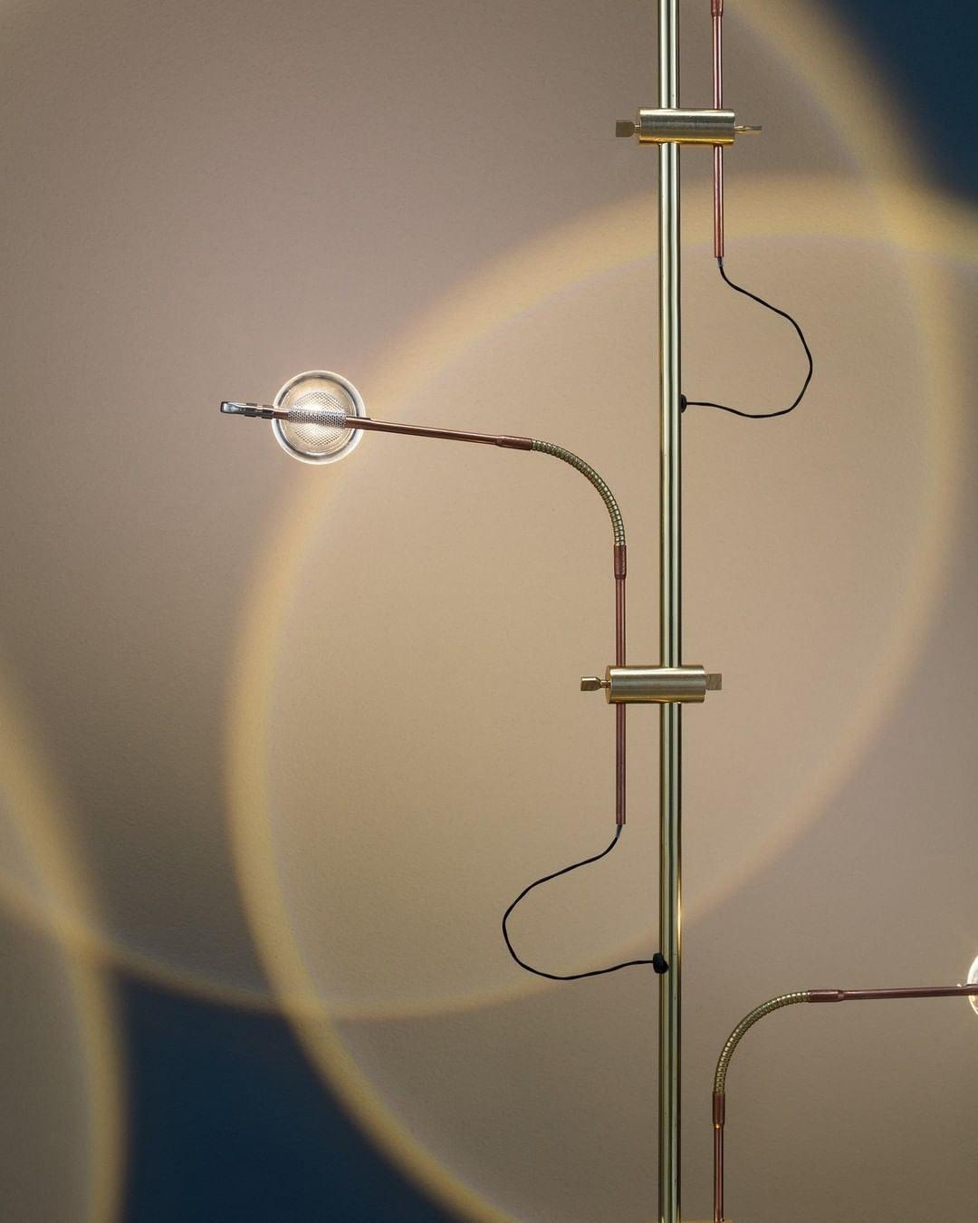 Wa Wa Floor Lamp - Lumpaz