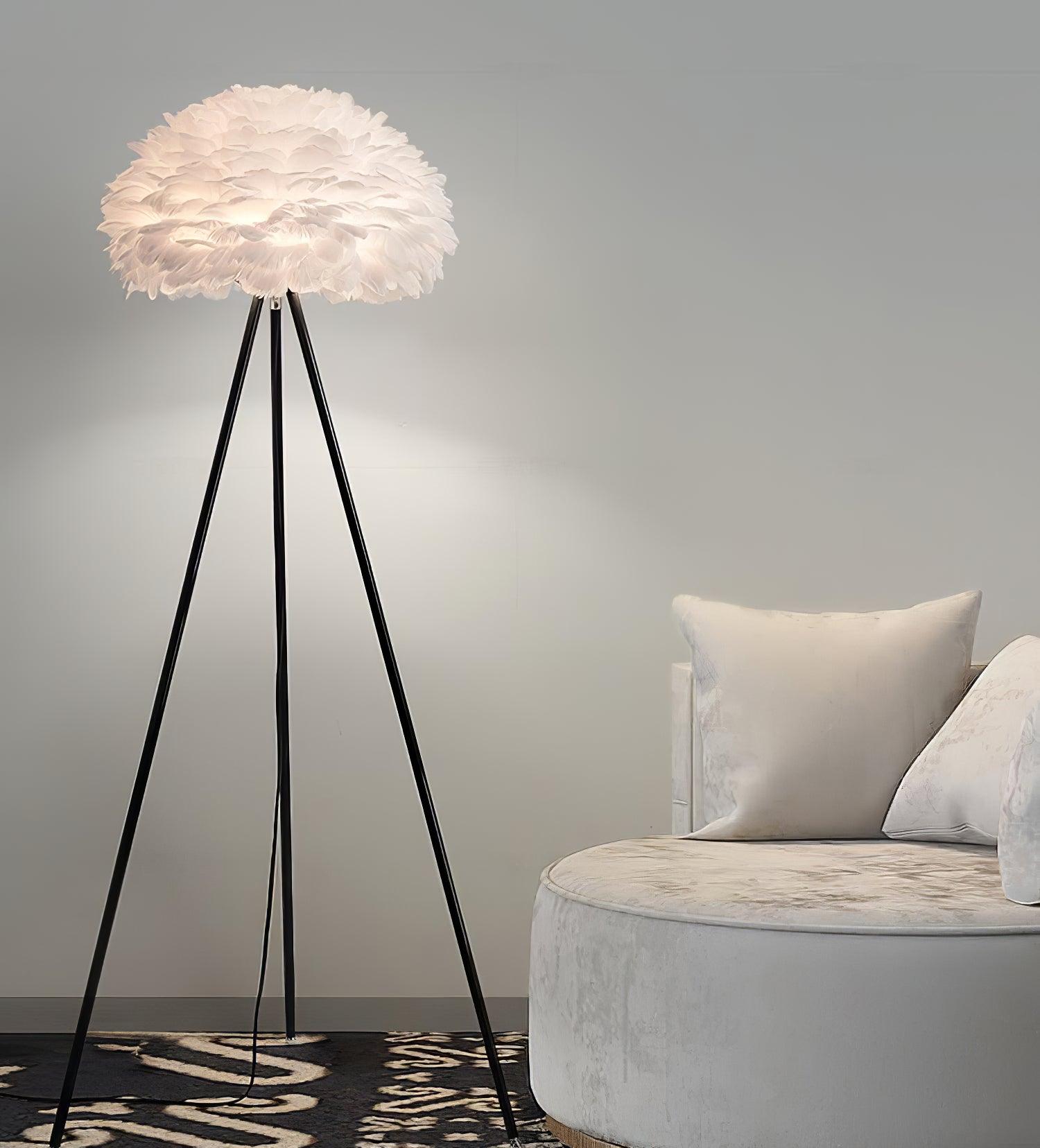 Eos Feather Floor Lamp - Lumpaz