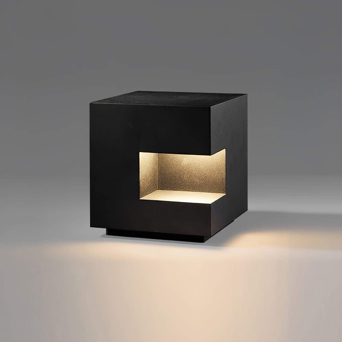 Regular Cube Solar Power Post Light - Lumpaz