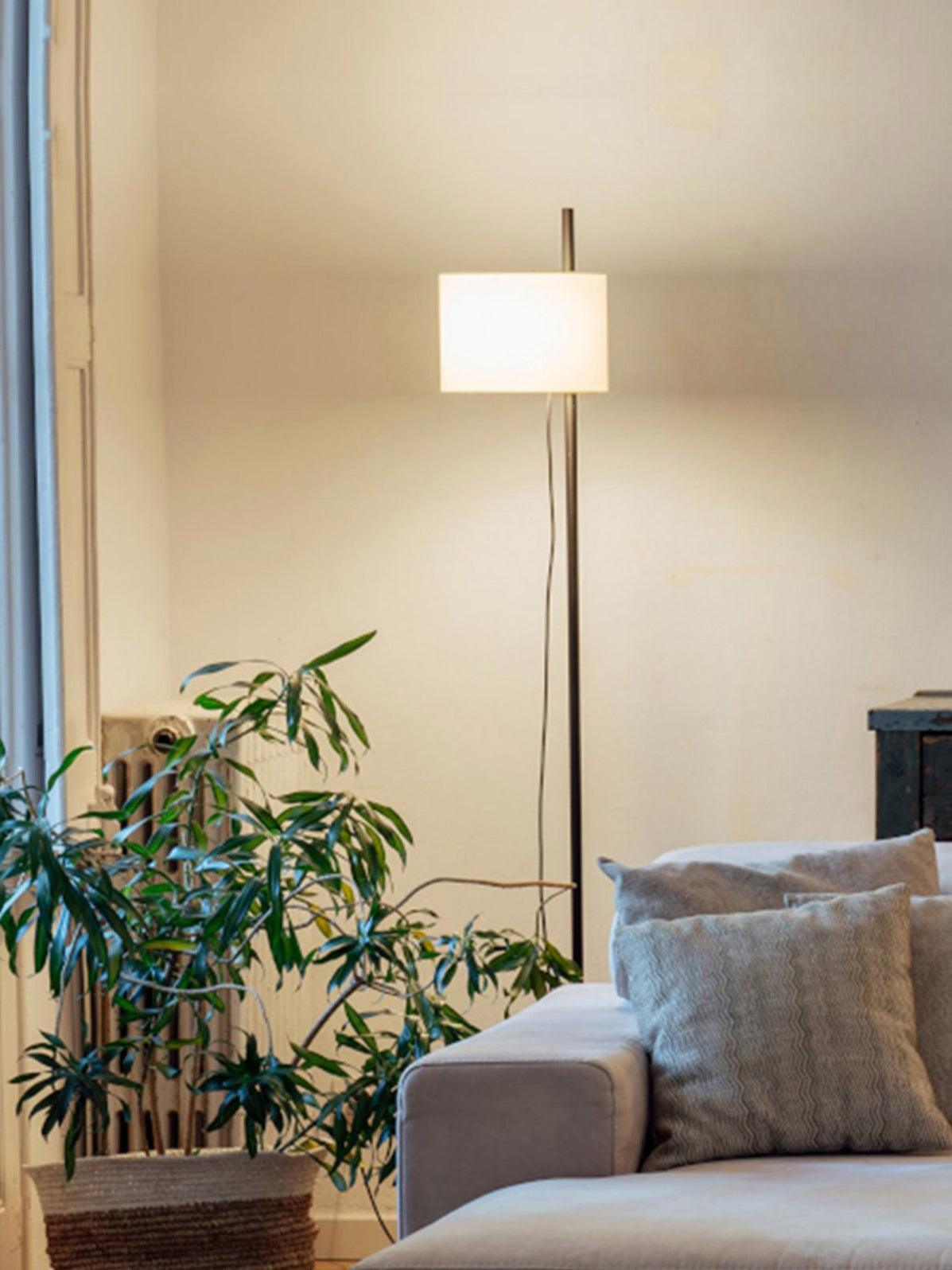 Svelte Silhouette Floor Lamp - Lumpaz