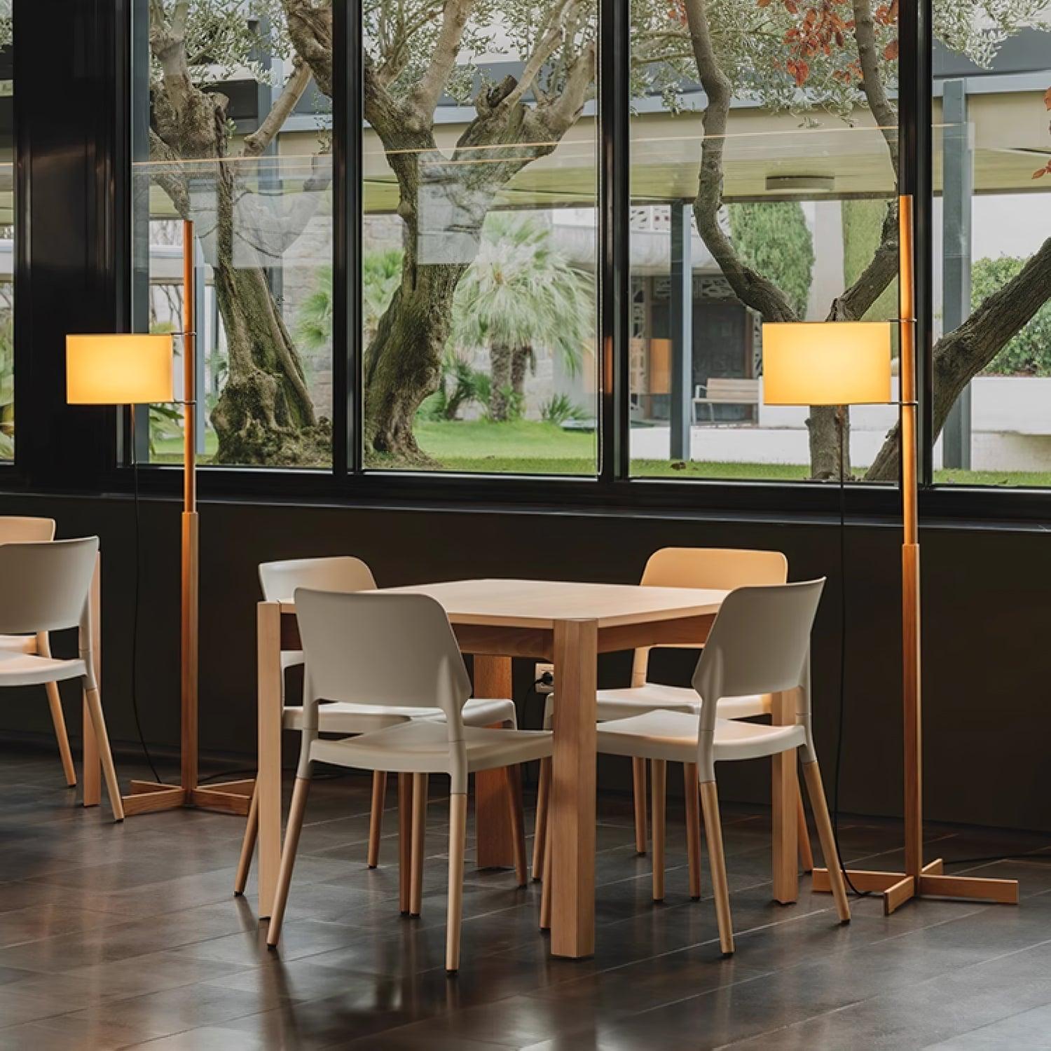 Svelte Silhouette Floor Lamp - Lumpaz