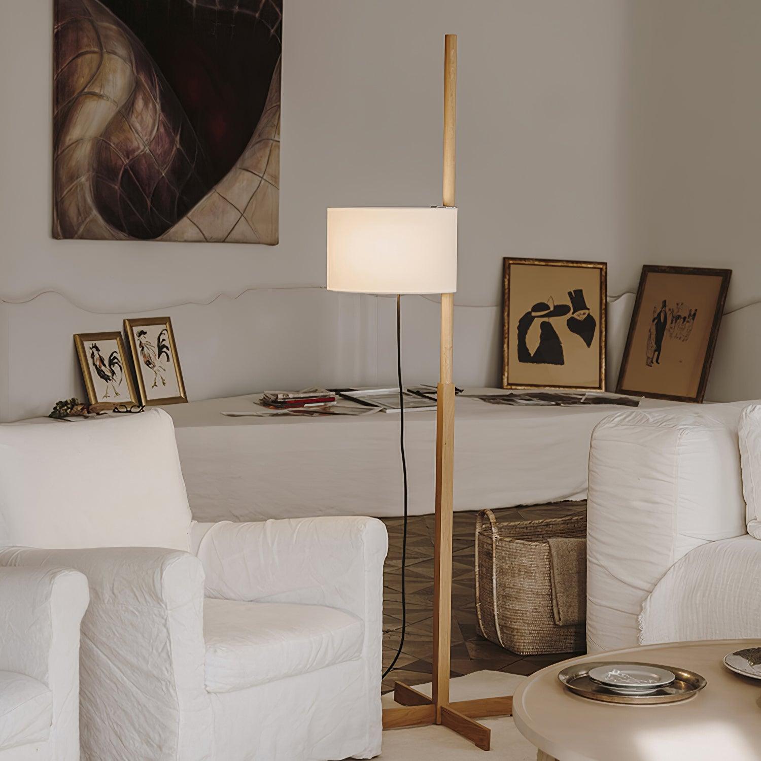 Svelte Silhouette Floor Lamp - Lumpaz