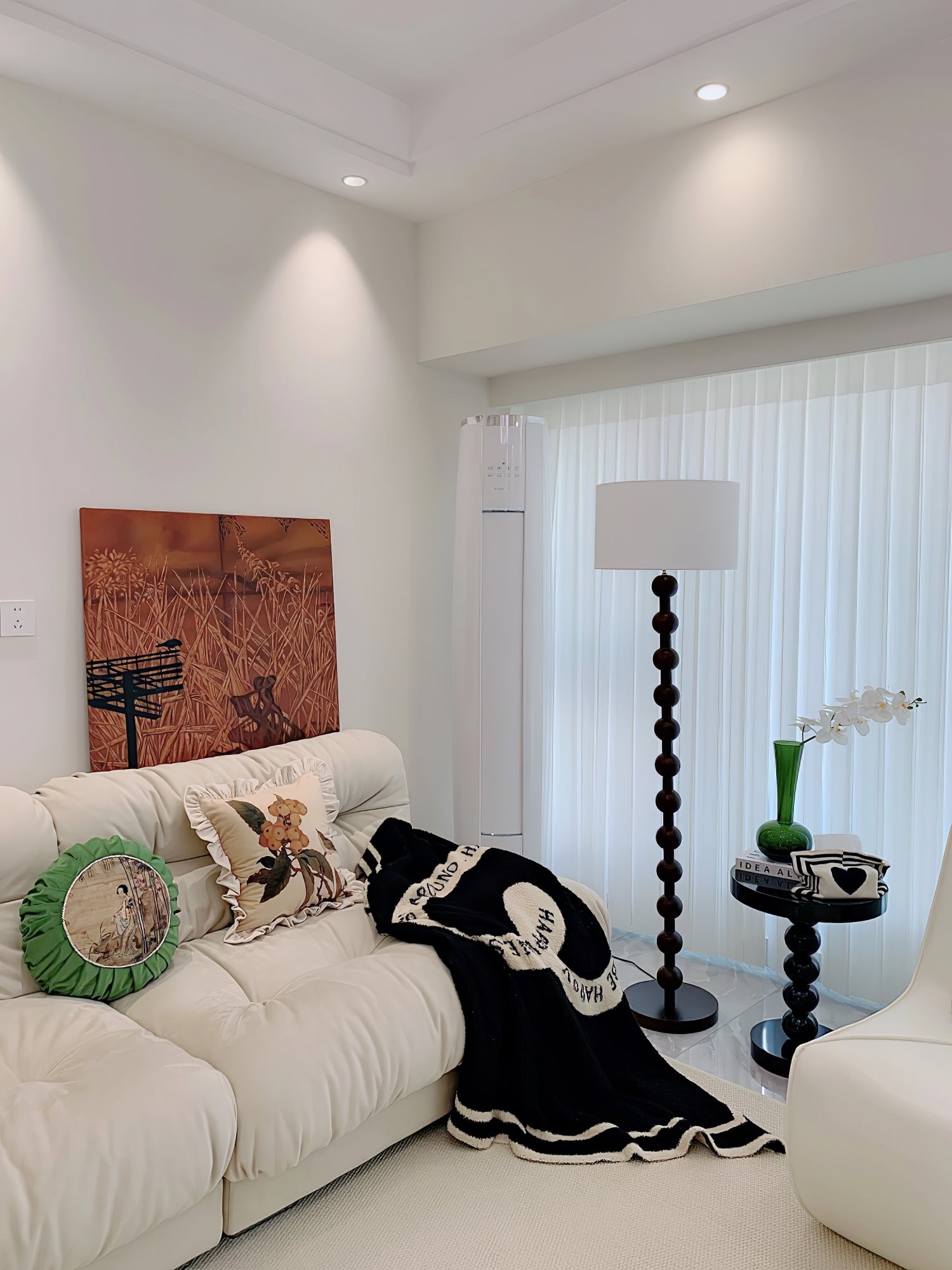 Hugo Barbell Floor Lamp - Lumpaz