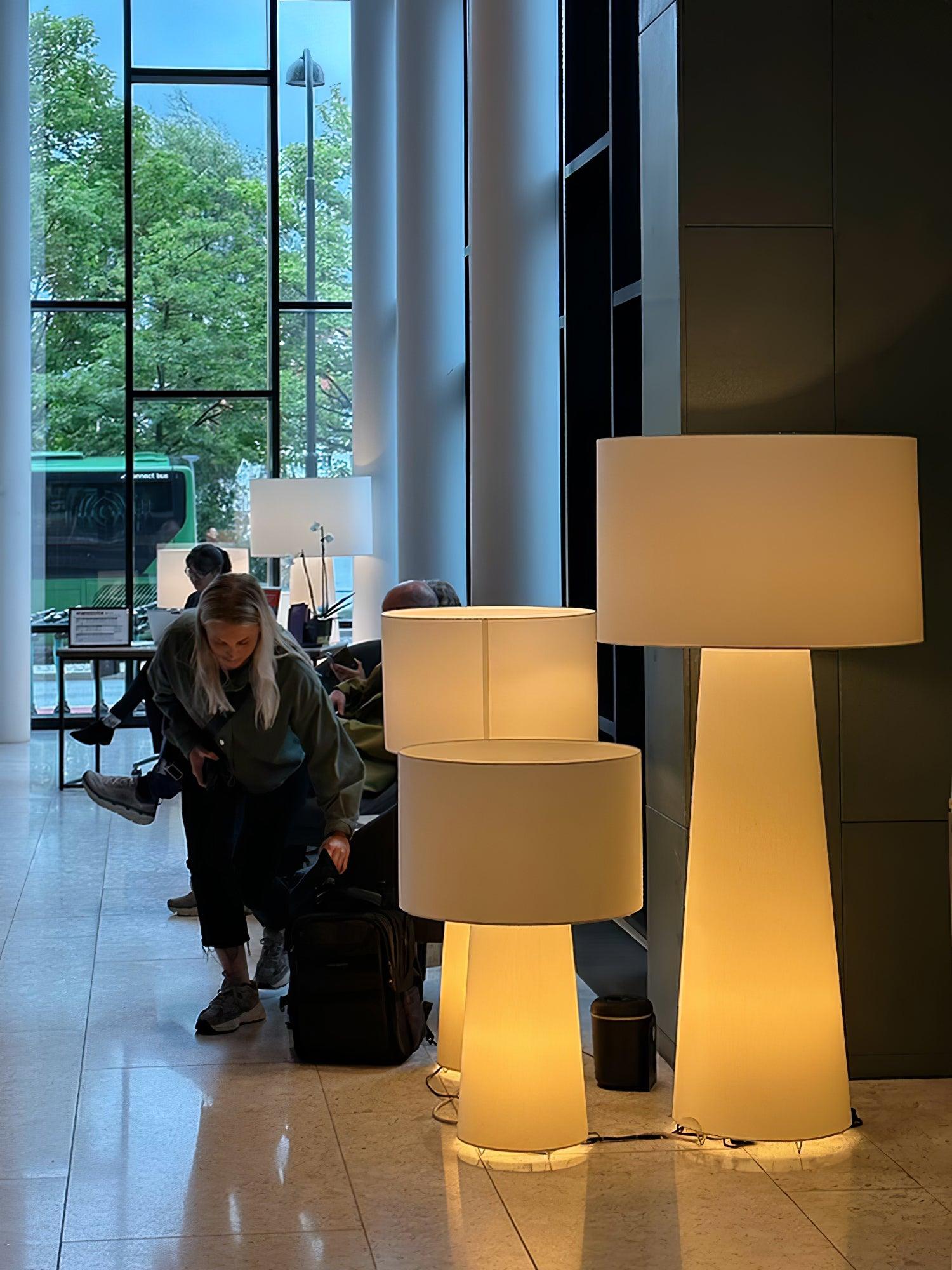 Column Fabric Floor Lamp - Lumpaz