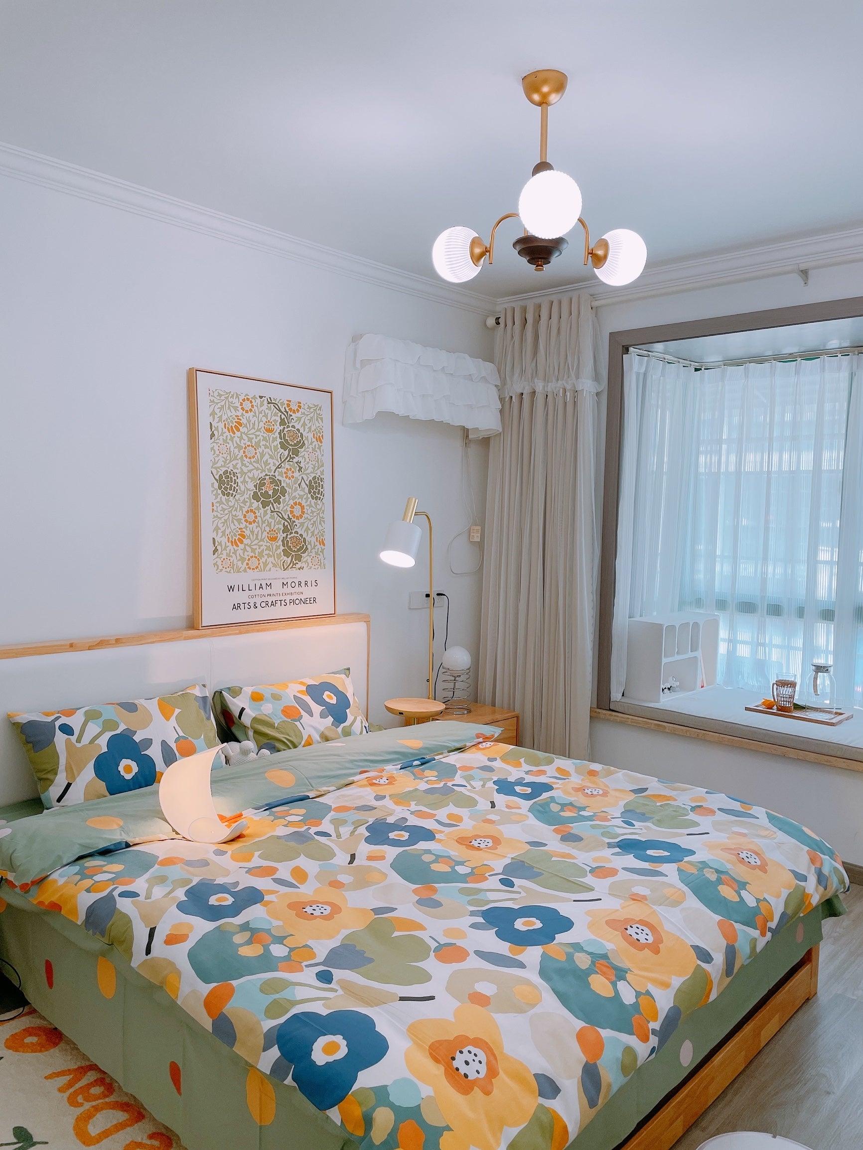 Sculptural Glass Ribbed Chandelier - Lumpaz