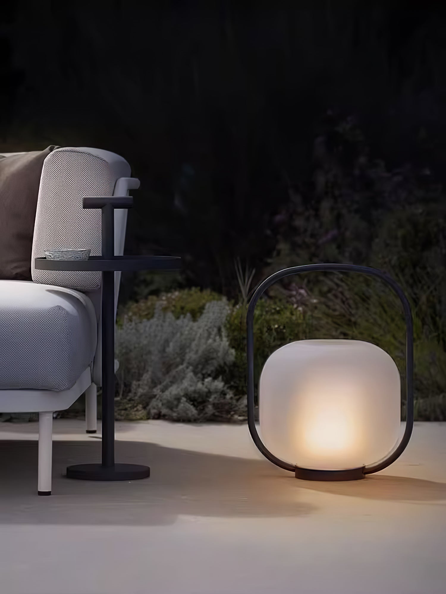 Portable Lantern Outdoor Table Lamp with Solar Panel - Lumpaz