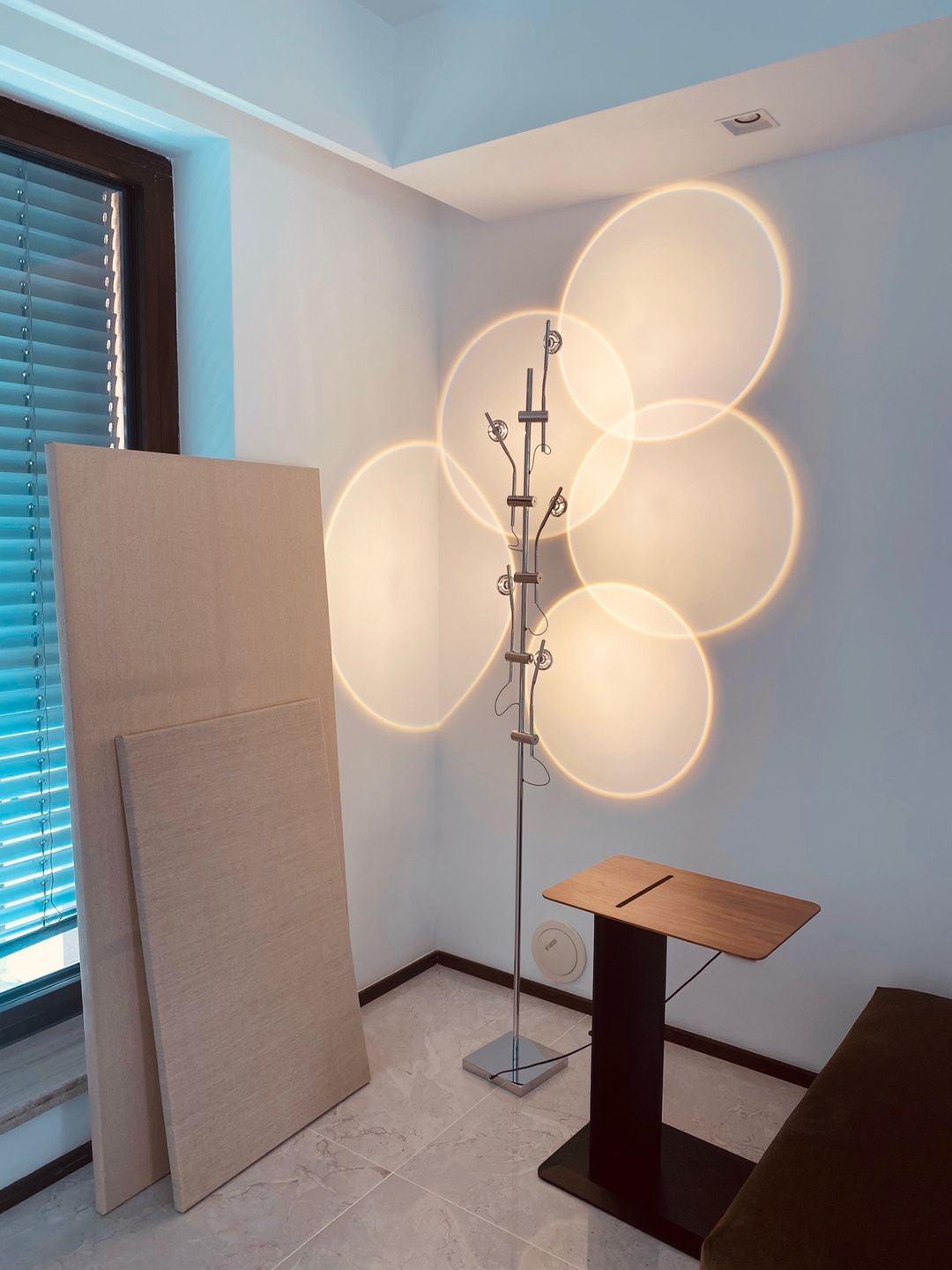 Wa Wa Floor Lamp - Lumpaz
