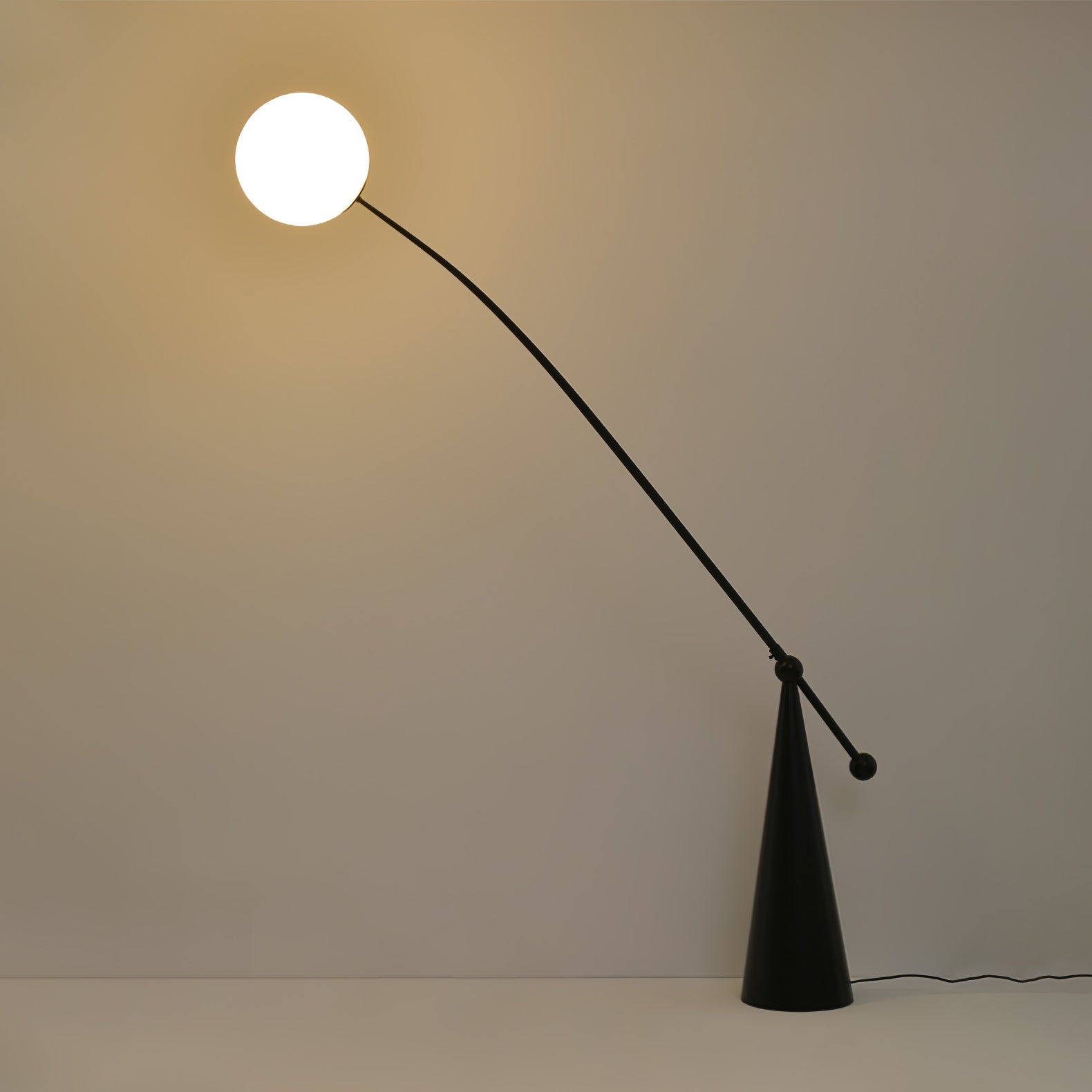 Opal Arc Floor Lamp - Lumpaz