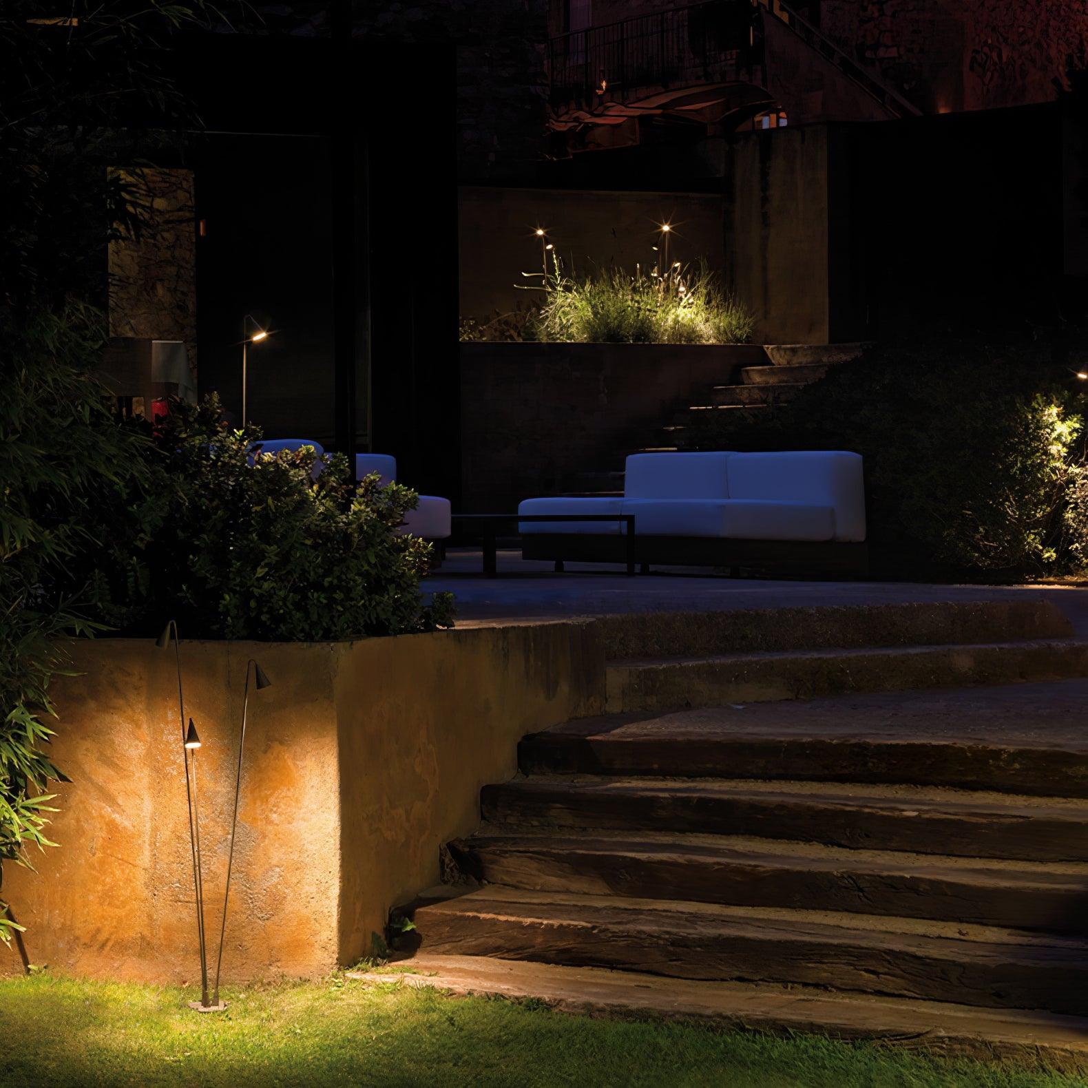 Bellflower Outdoor Floor Lamp - Lumpaz