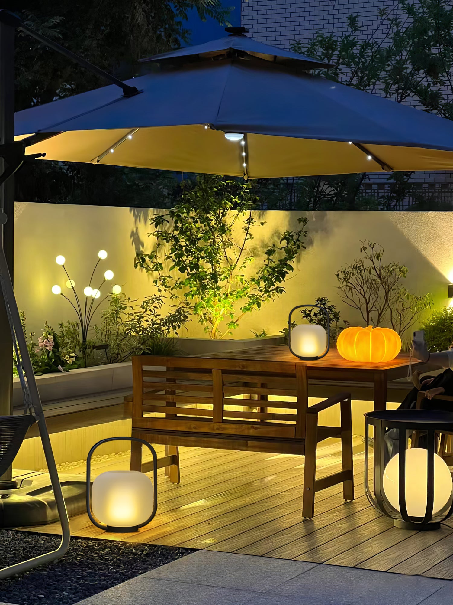 Portable Lantern Outdoor Table Lamp with Solar Panel - Lumpaz