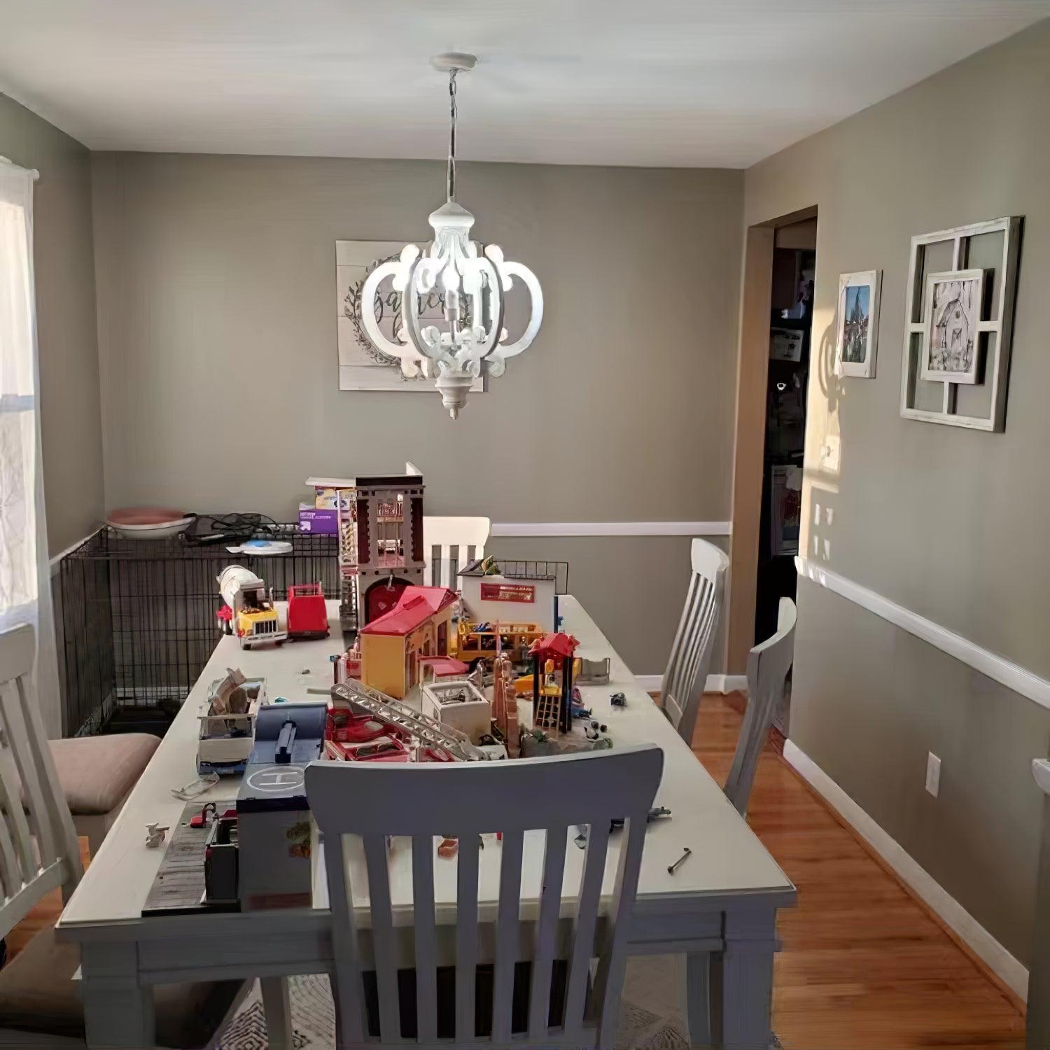 Antique White Style Chandelier - Lumpaz