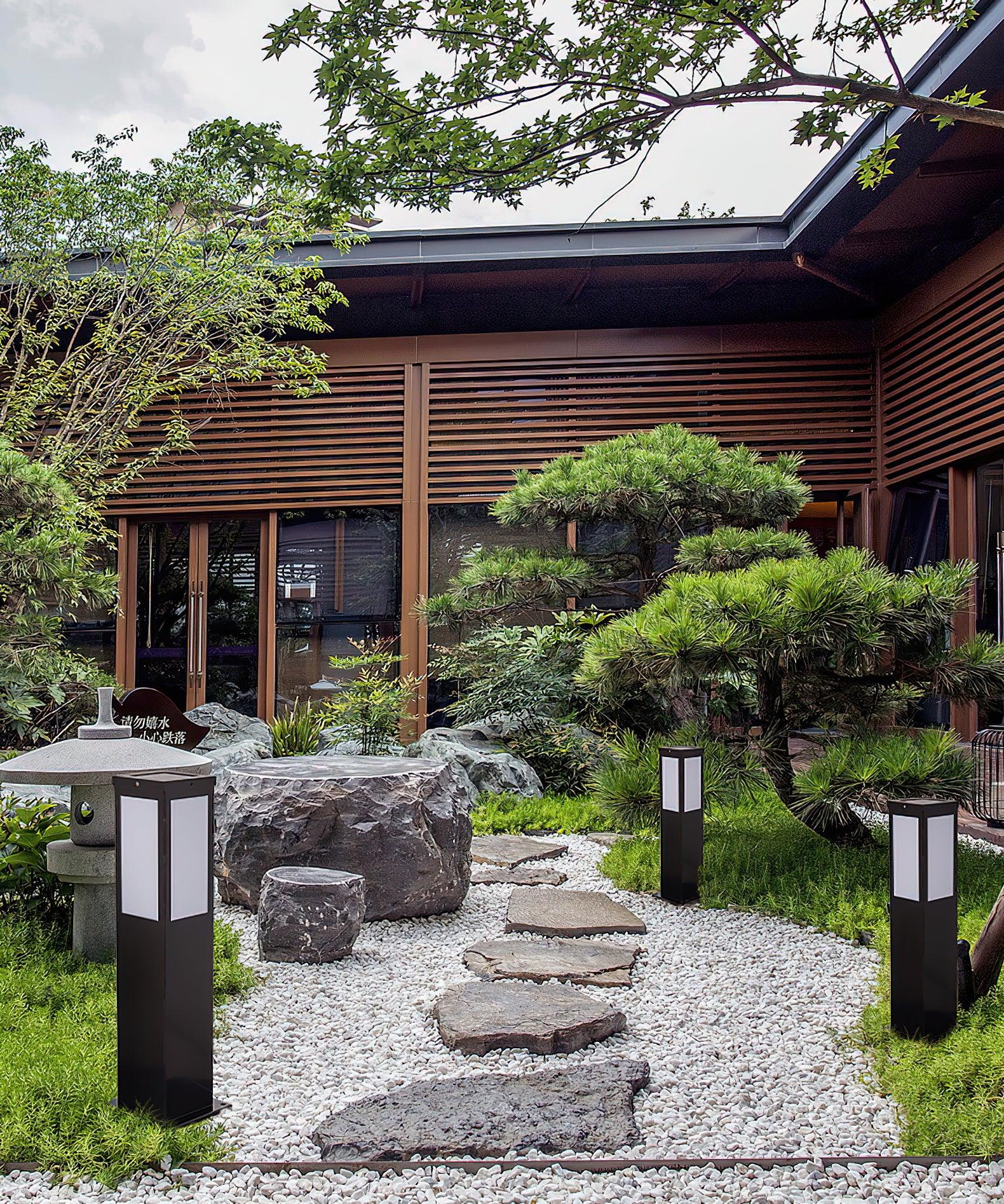 Kuzco Bollard Garden Light - Lumpaz