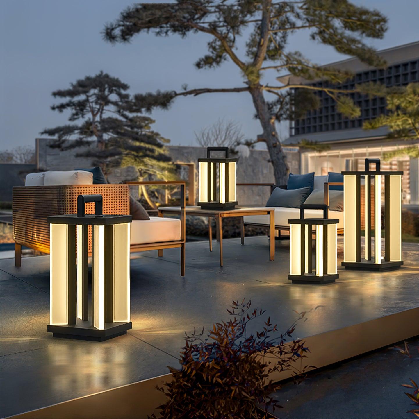 Metroluxe Solar Outdoor Light - Lumpaz
