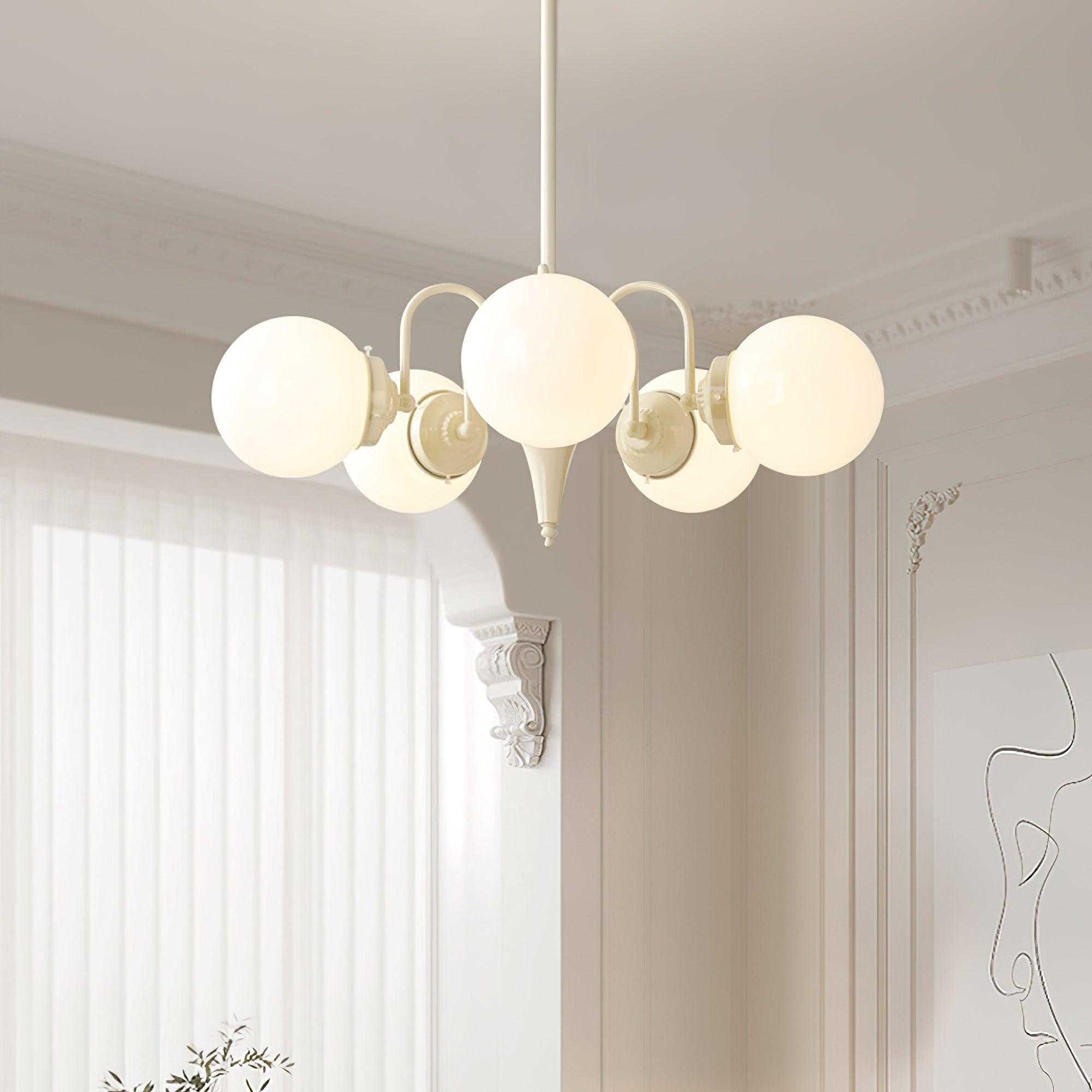 Cream Ball Chandelier - Lumpaz