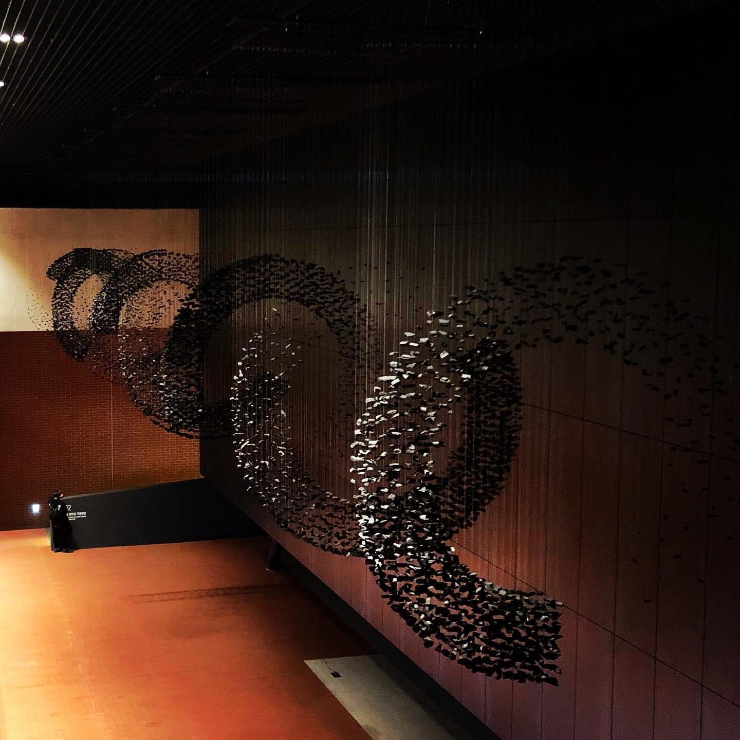 Charcoal Chandeliers M to R - Lumpaz