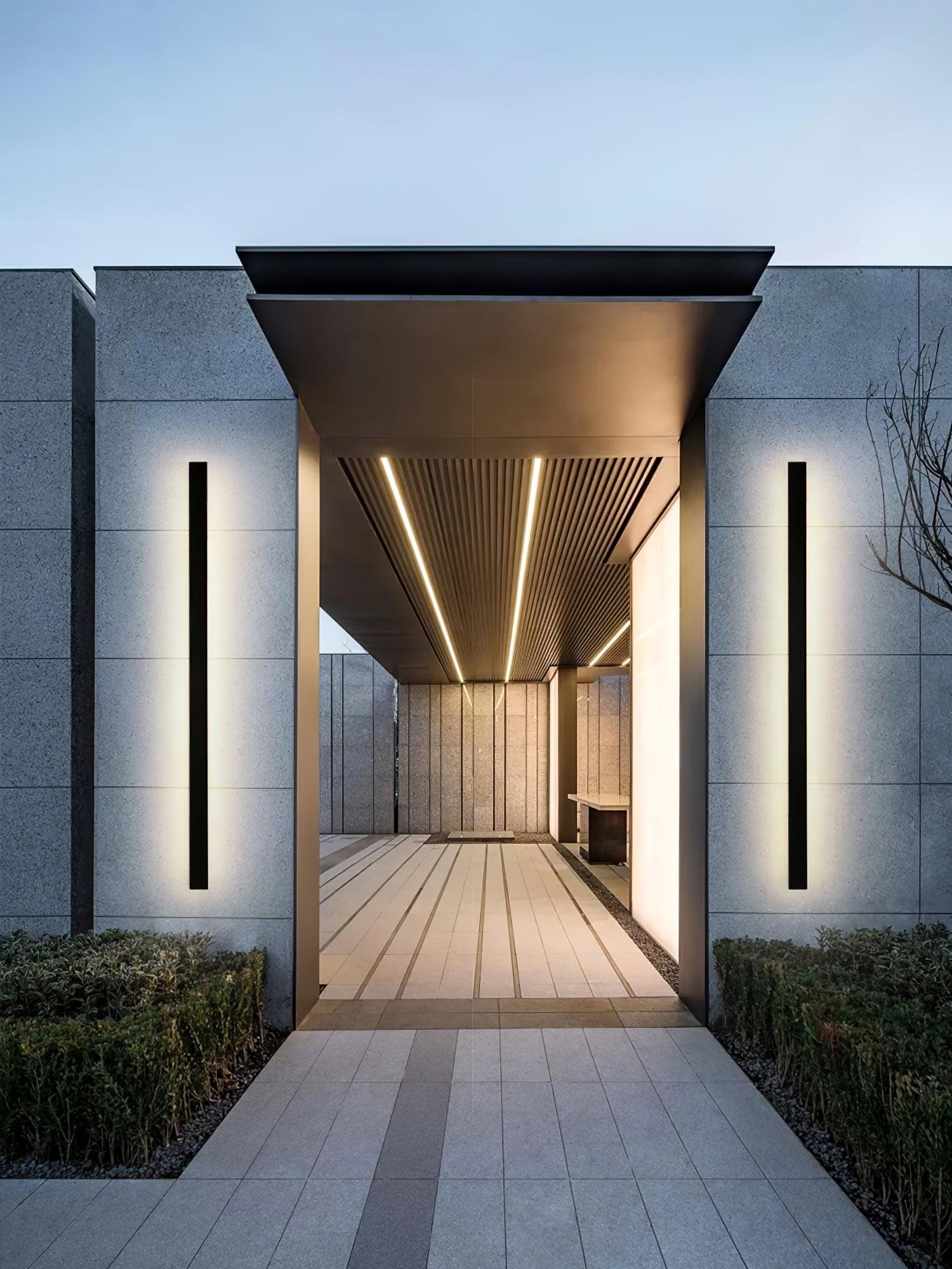 Long Strip Outdoor Sconce Solar Power - Lumpaz