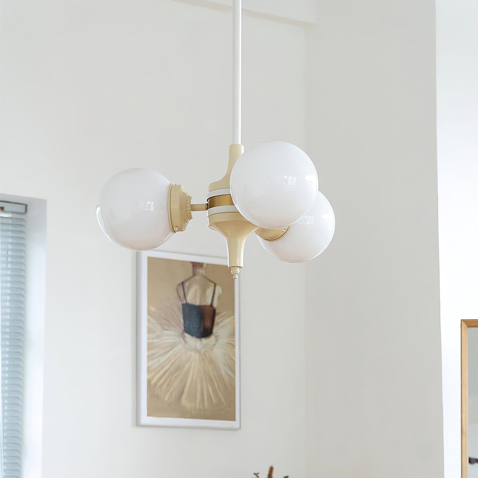 Cream Ball Chandelier - Lumpaz