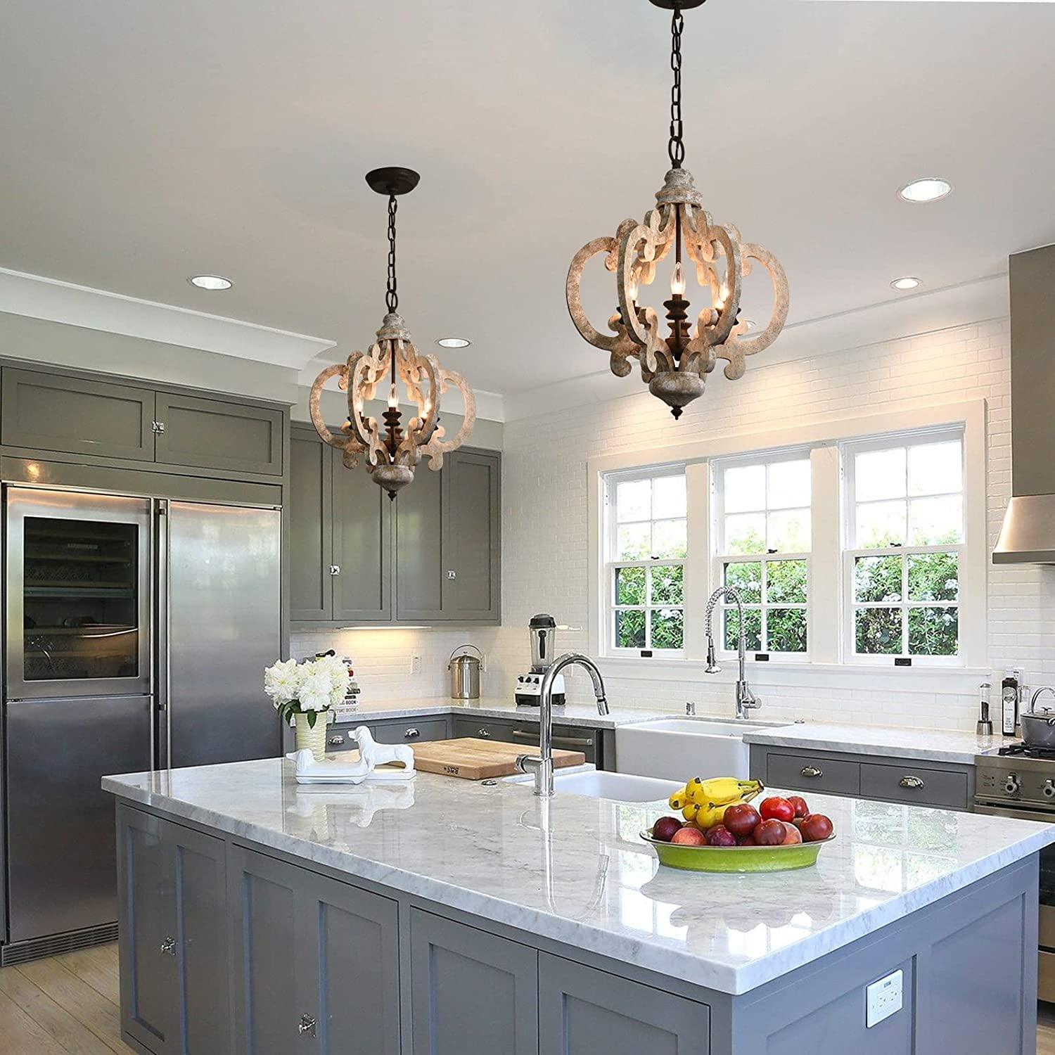 Antique White Style Chandelier - Lumpaz