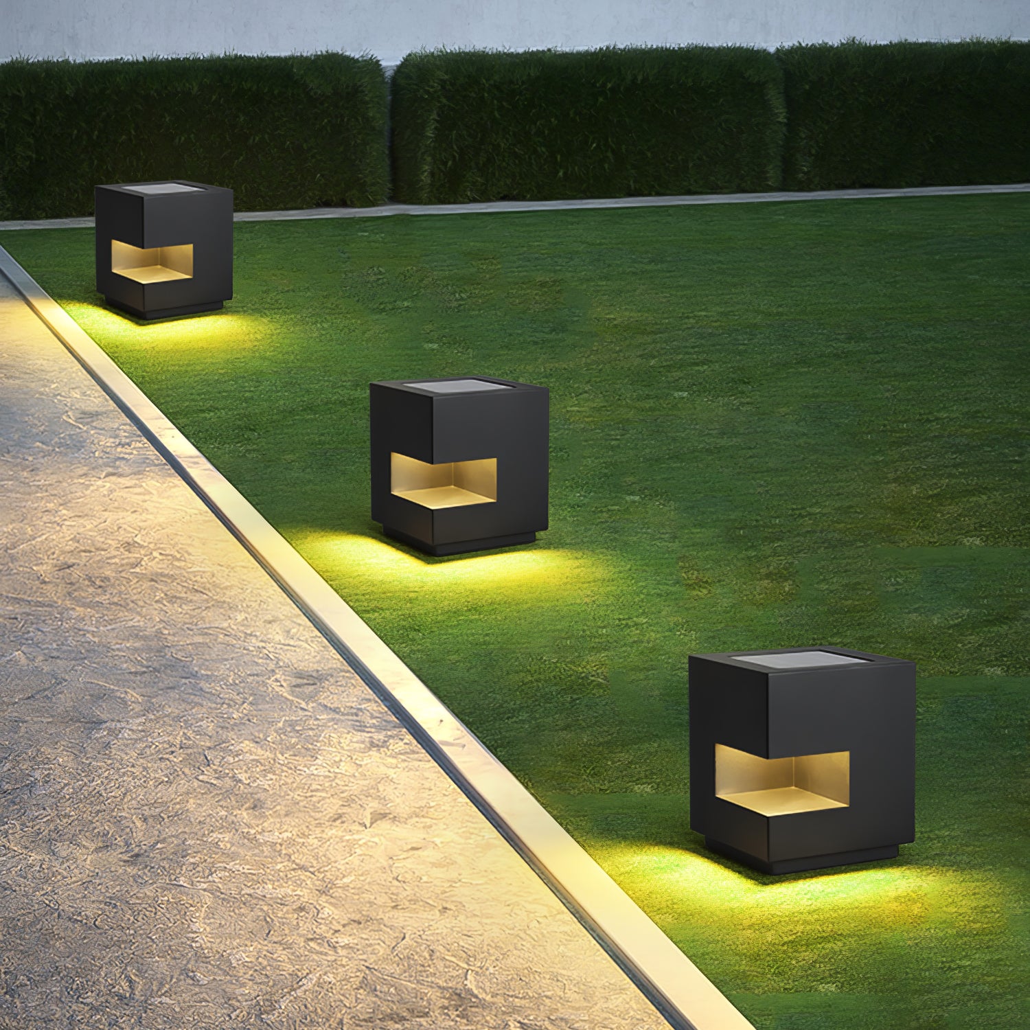 Regular Cube Solar Power Post Light - Lumpaz
