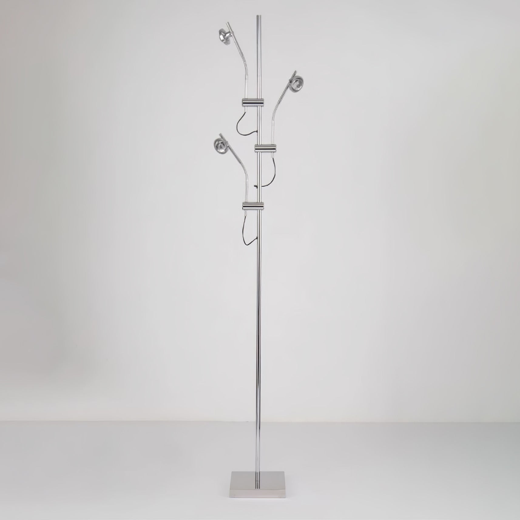 Wa Wa Floor Lamp - Lumpaz