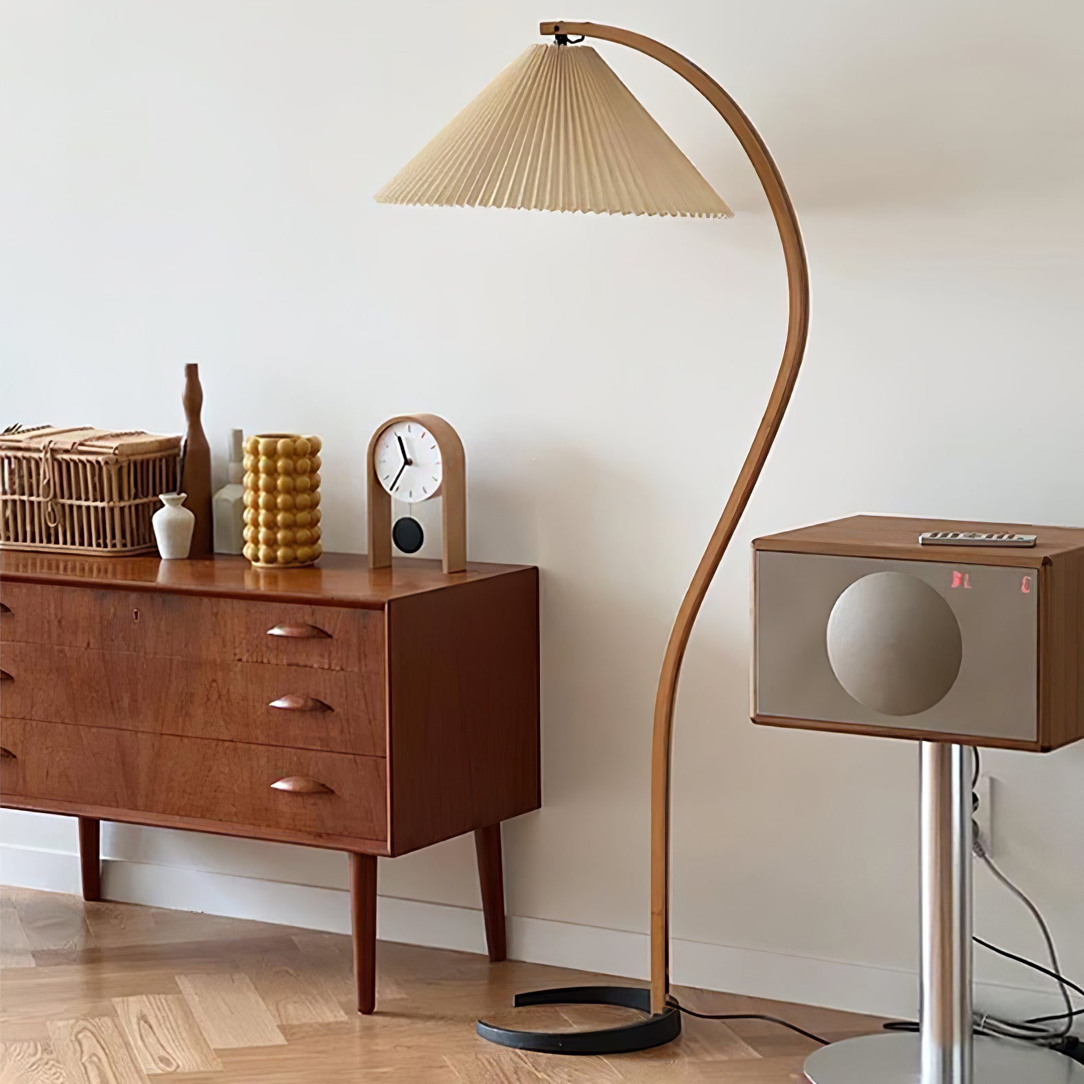 Caprani Floor Lamp - Lumpaz