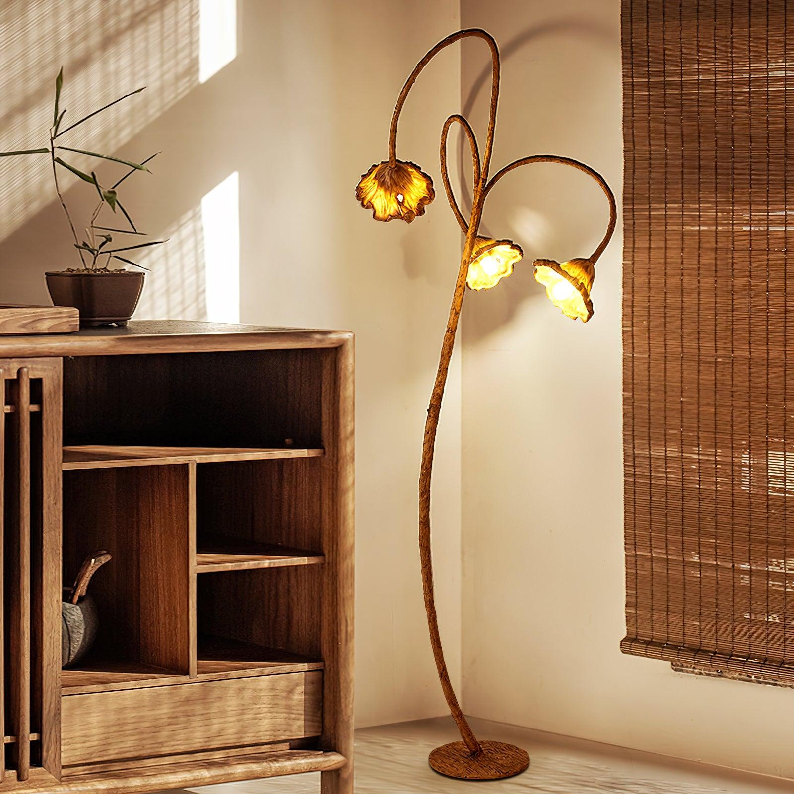 Artistic Lotus Leaf Floor Lamp - Lumpaz