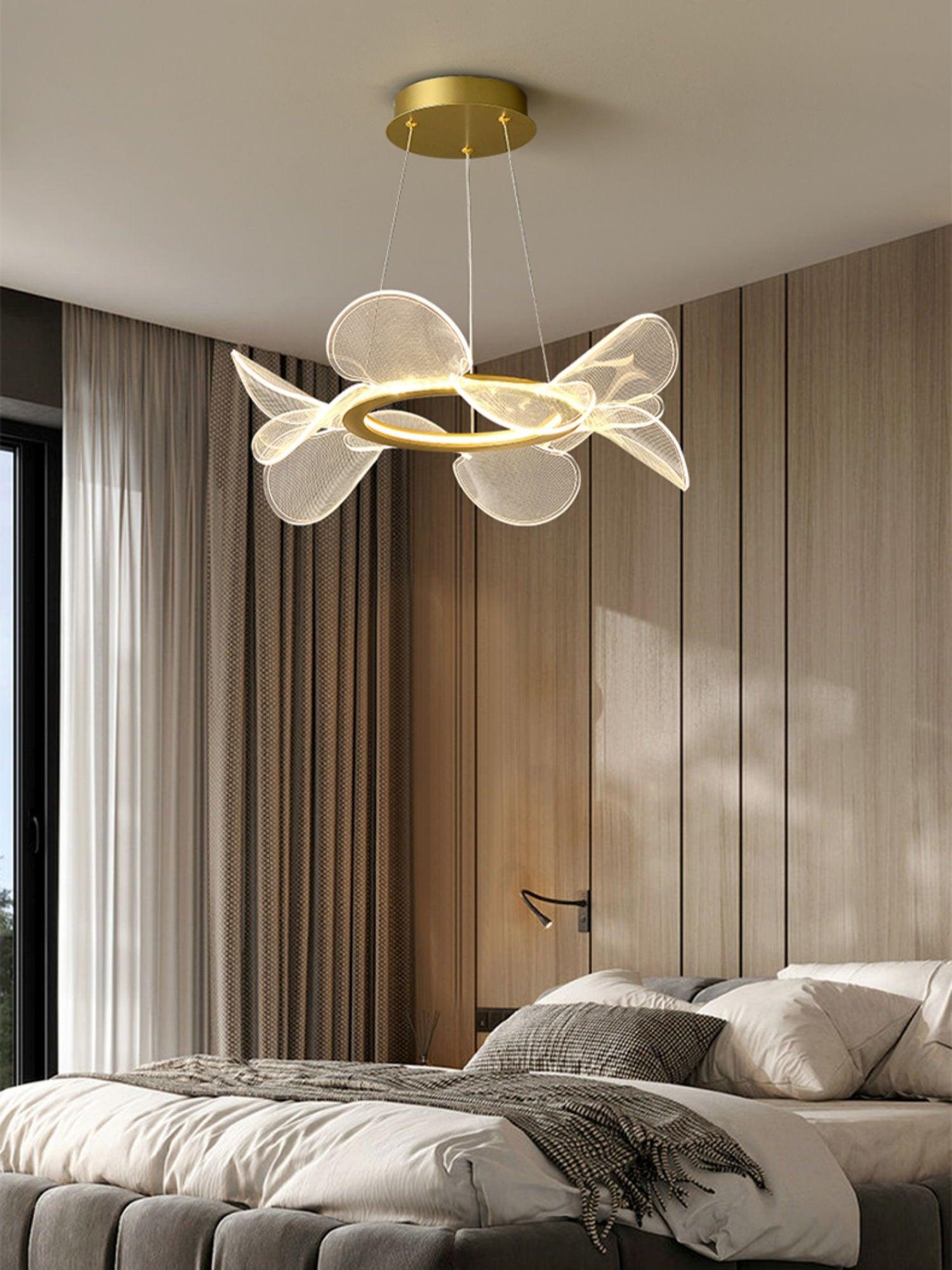 Bain Flying Flowers Chandelier - Lumpaz
