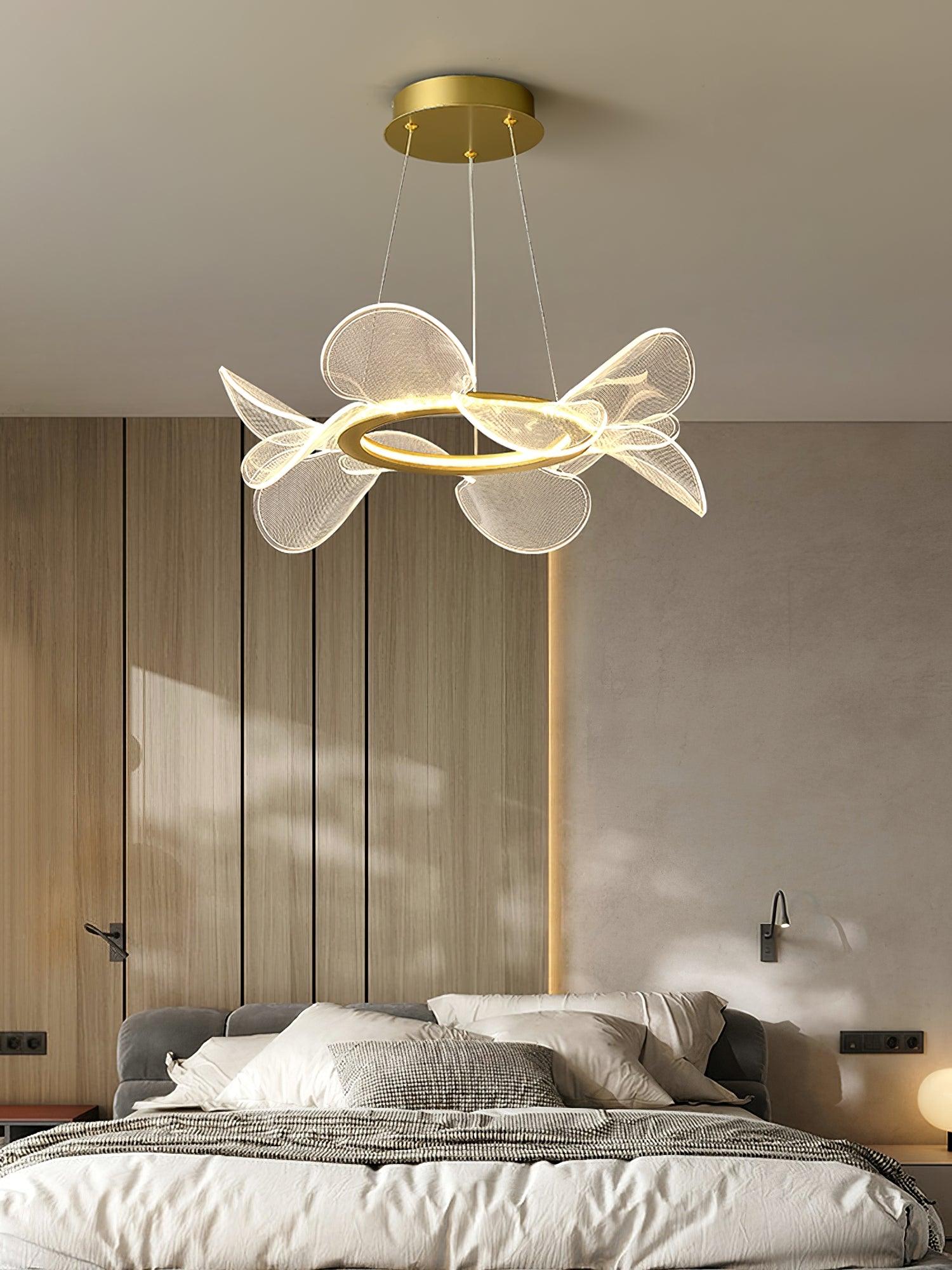 Bain Flying Flowers Chandelier - Lumpaz
