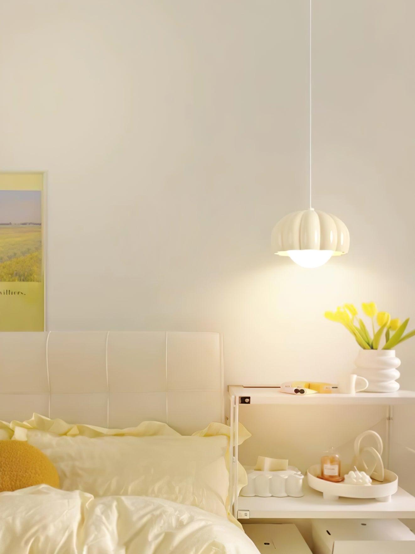 Creamy Pumpkin Pendant Light - Lumpaz