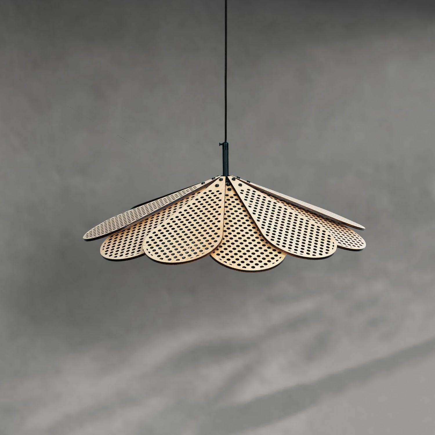 Hollyhock Pendant Light - Lumpaz