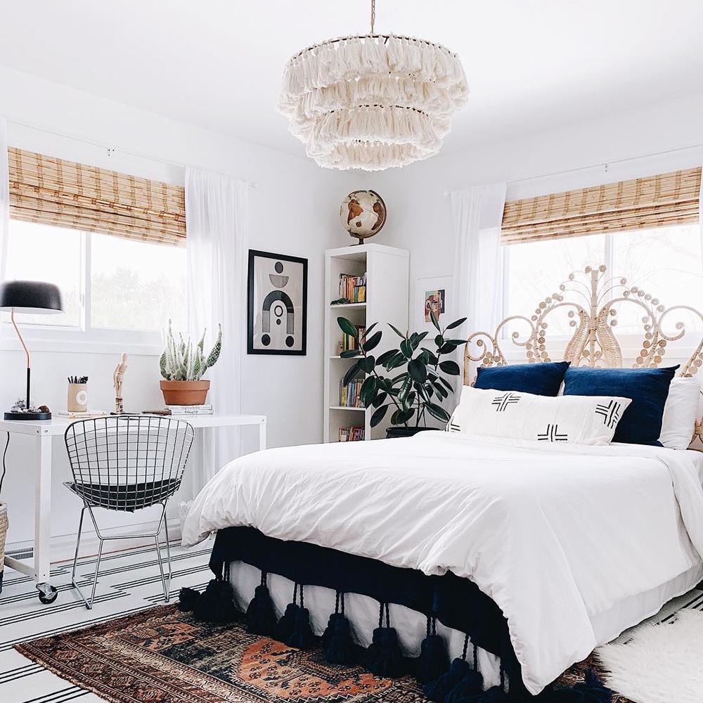 Fela Tassel Chandelier - Lumpaz