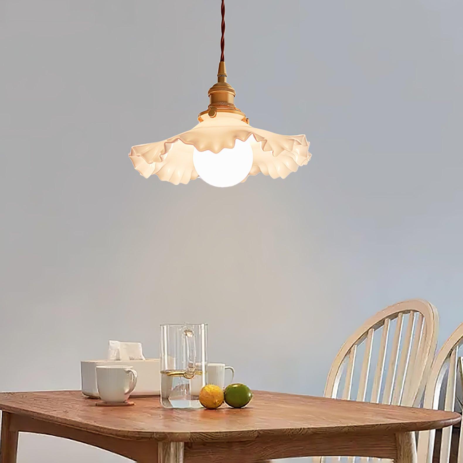 Small Floral Pendant Lamp - Lumpaz