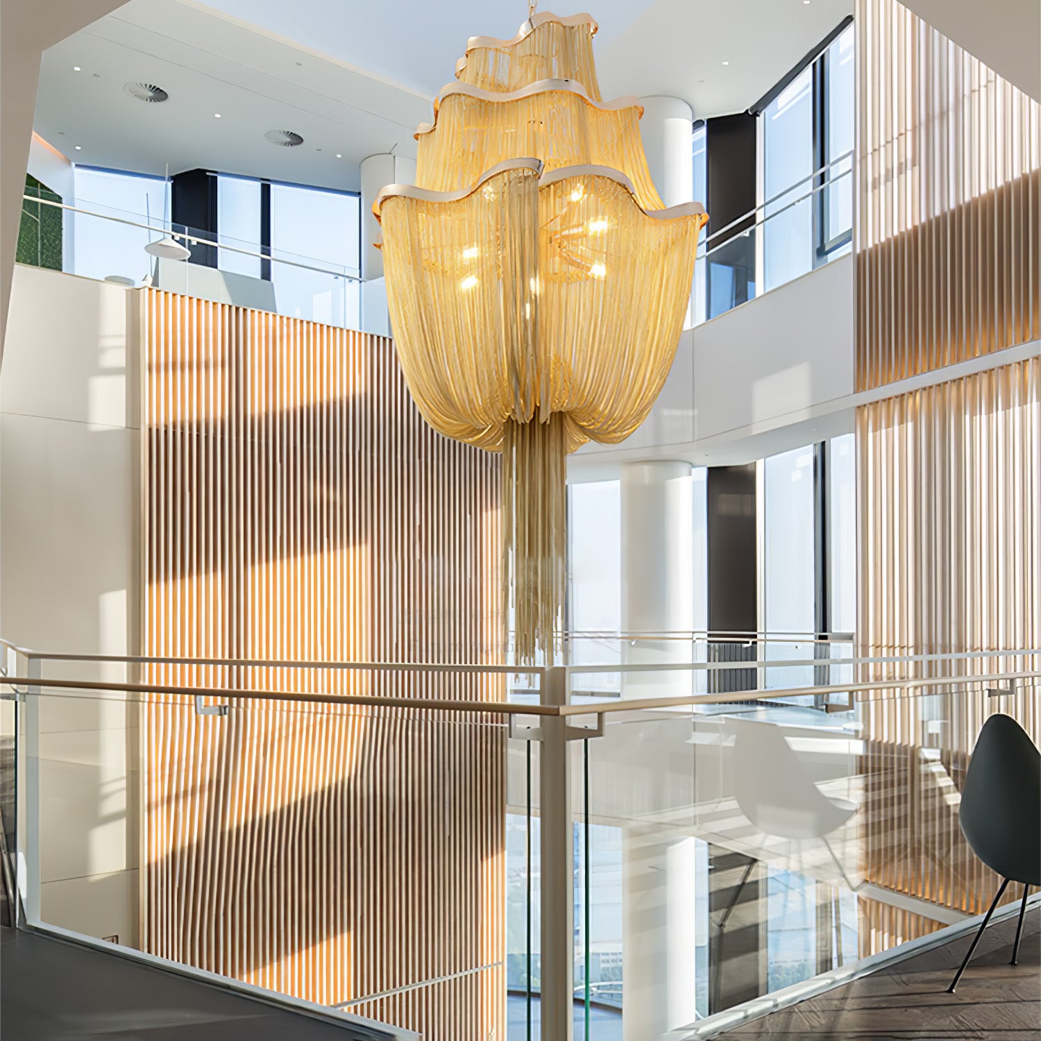 Chains Shimmering Chandelier - Lumpaz