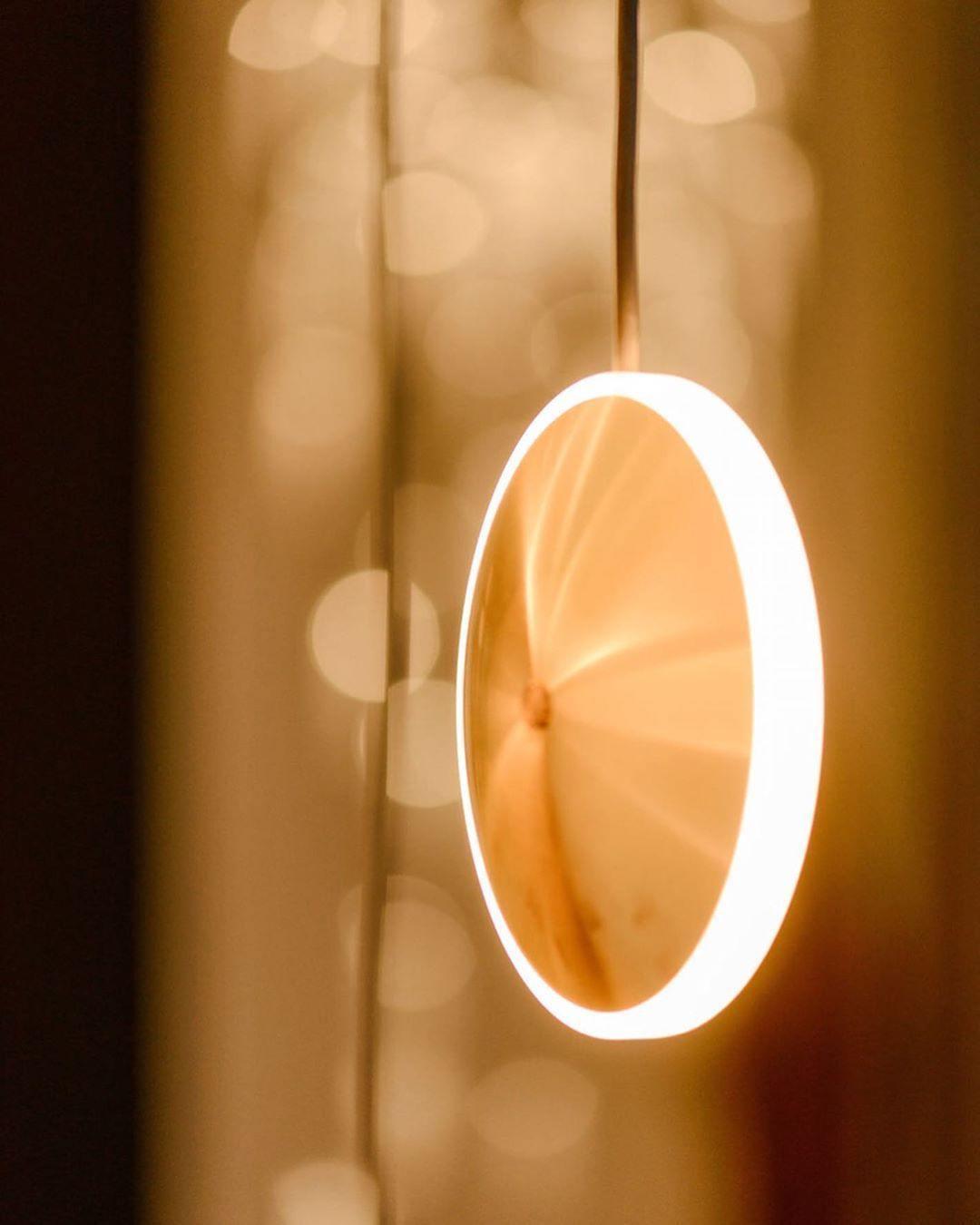 Chrona Dish Pendant Light - Lumpaz