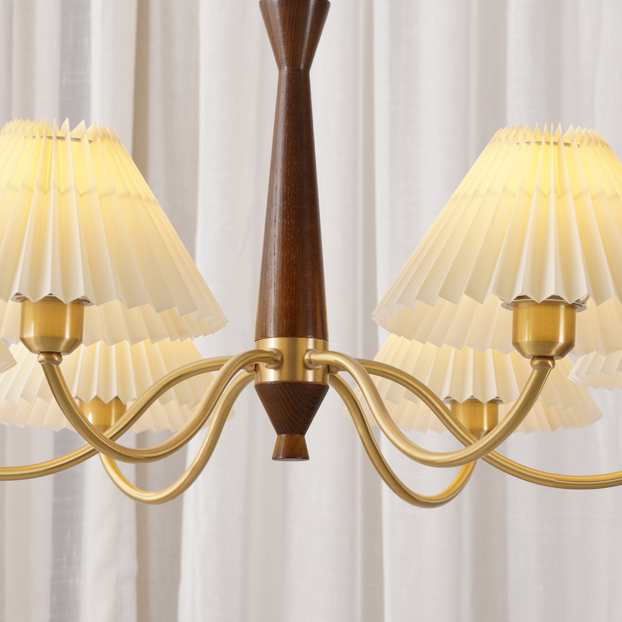 Pleated Chandelier - Lumpaz